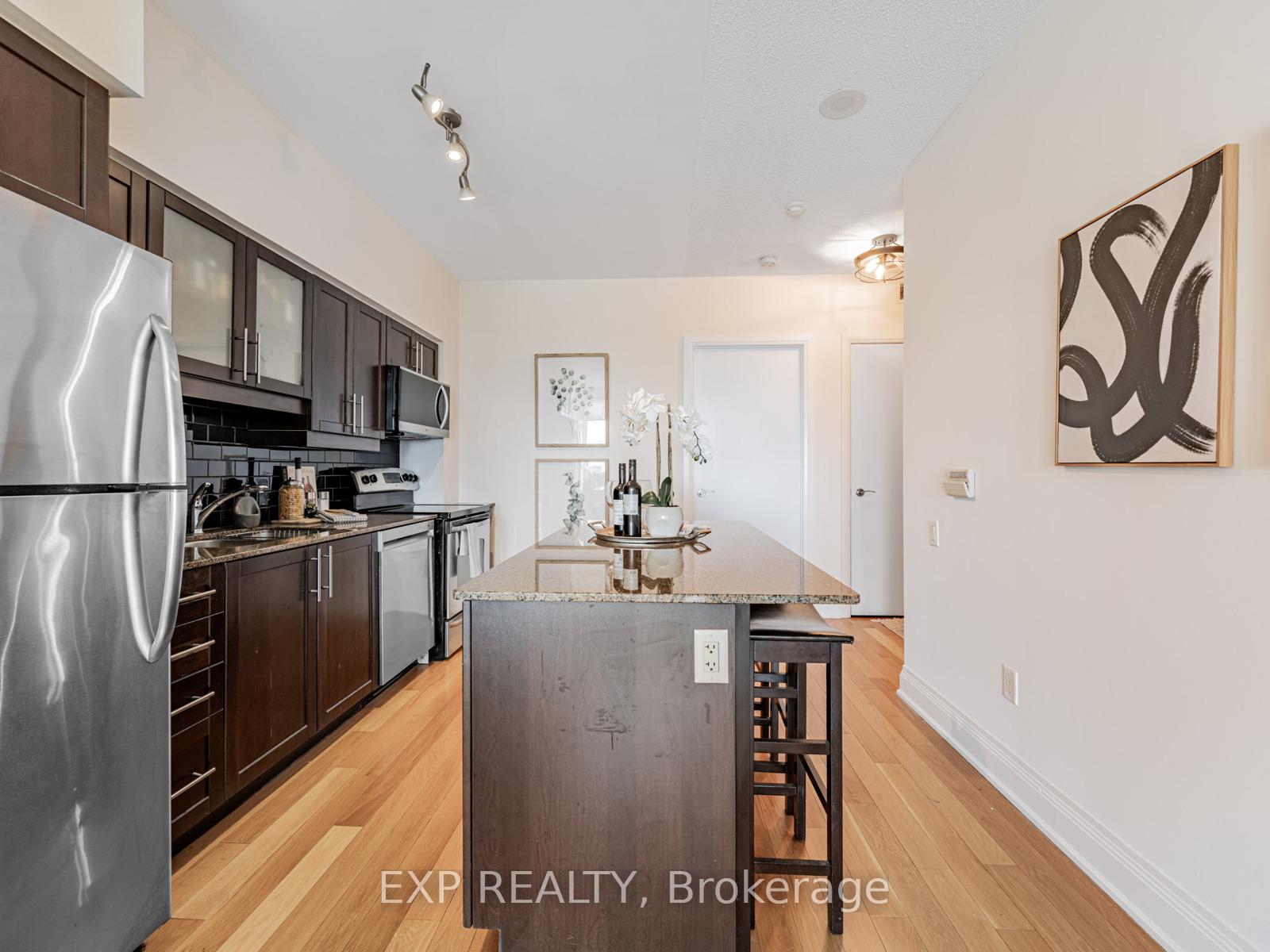 Photo 8 of Unit 4506, 2191 Yonge Street, Toronto, Mount Pleasant West — HOMEH