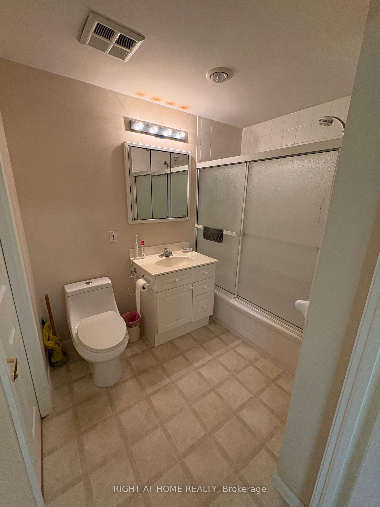 Photo 31 of Unit 303, 94 Dean Avenue, Barrie, Painswick South — HOMEH