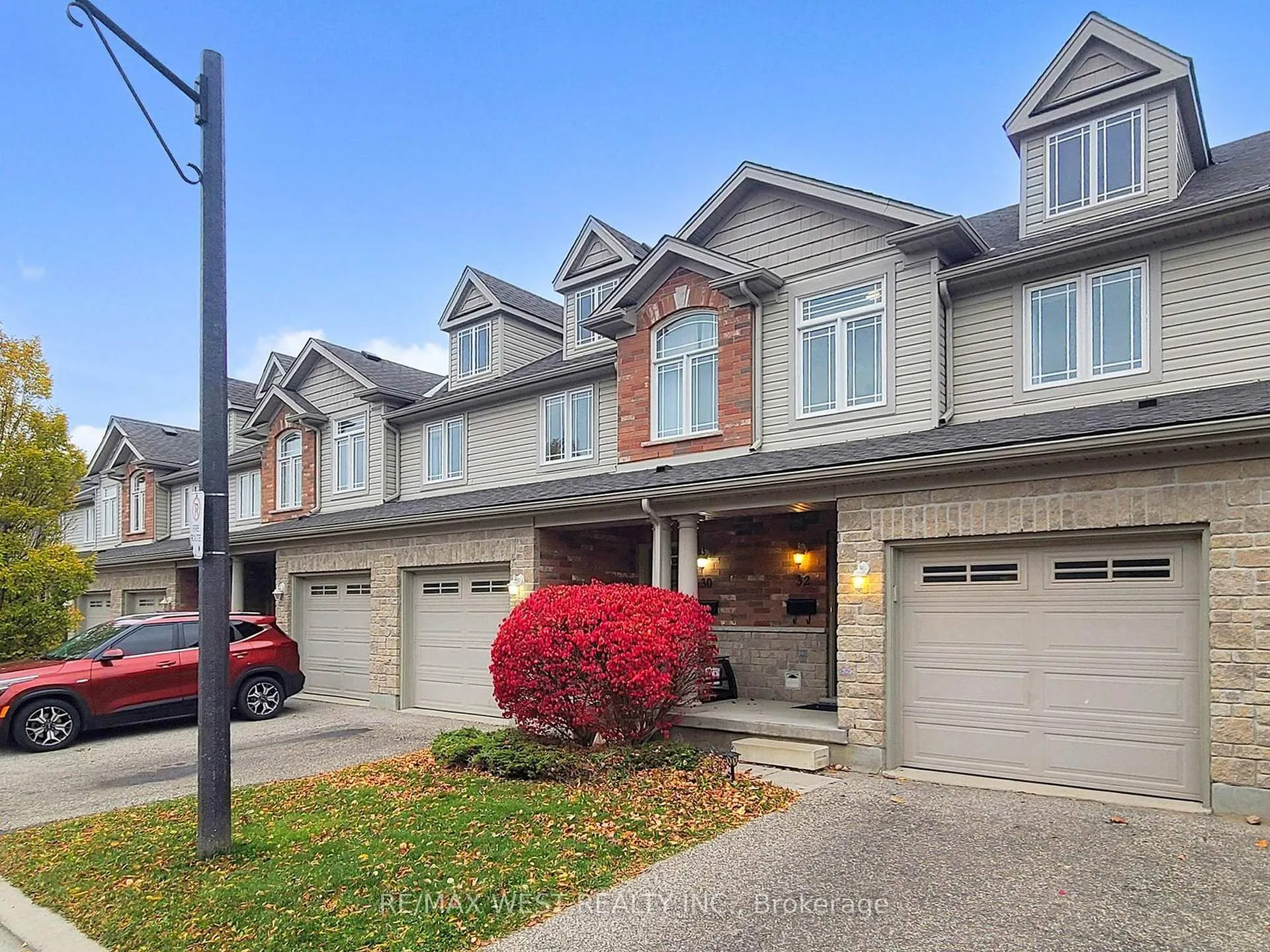 Photo 1 of Unit 15, 32 Lambeth Way, Guelph, Pineridge/Westminster Woods — HOMEH