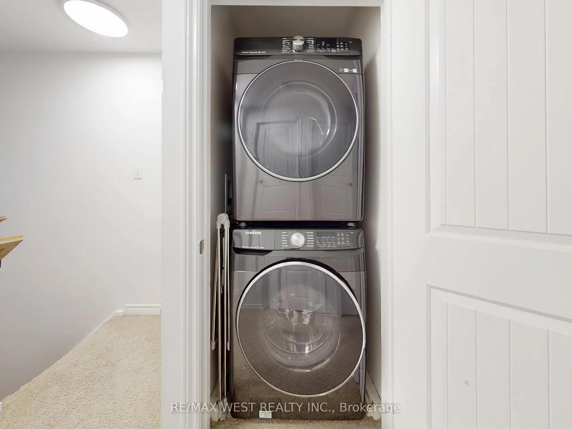 Photo 15 of Unit 15, 32 Lambeth Way, Guelph, Pineridge/Westminster Woods — HOMEH