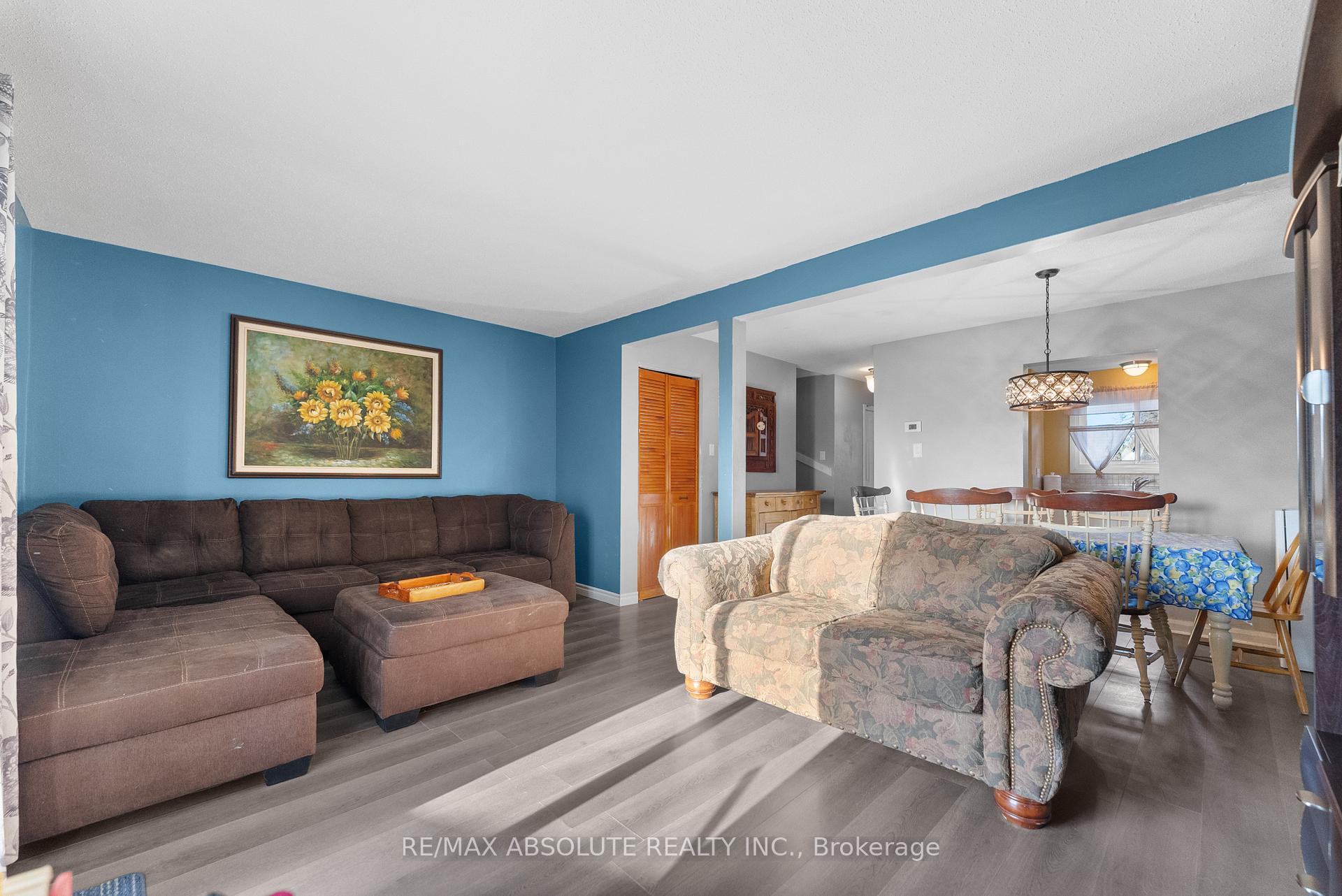 Photo 10 of Unit 14, 6138 Brookside Lane, Ottawa, Convent Glen South — HOMEH