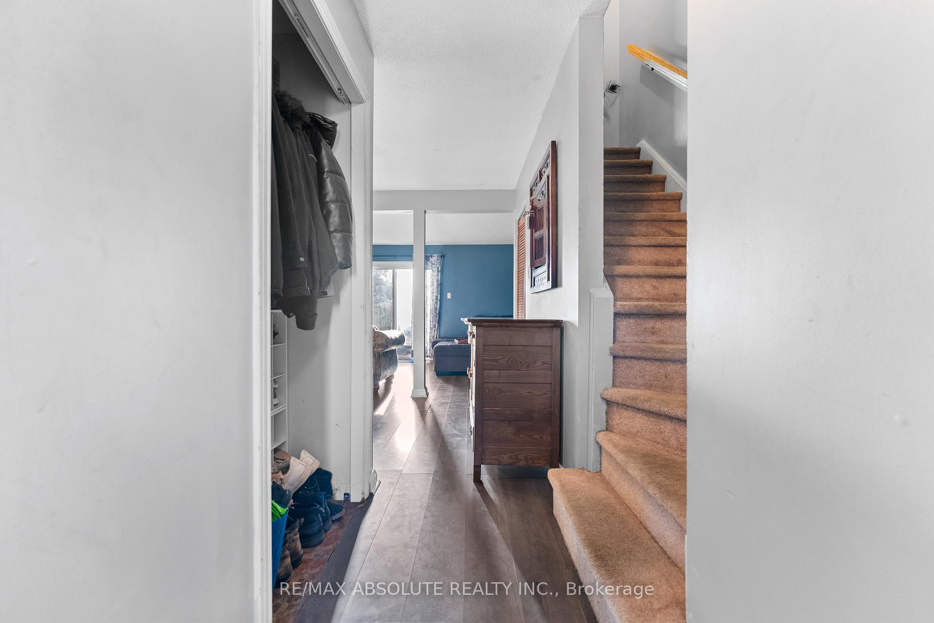 Photo 12 of Unit 14, 6138 Brookside Lane, Ottawa, Convent Glen South — HOMEH