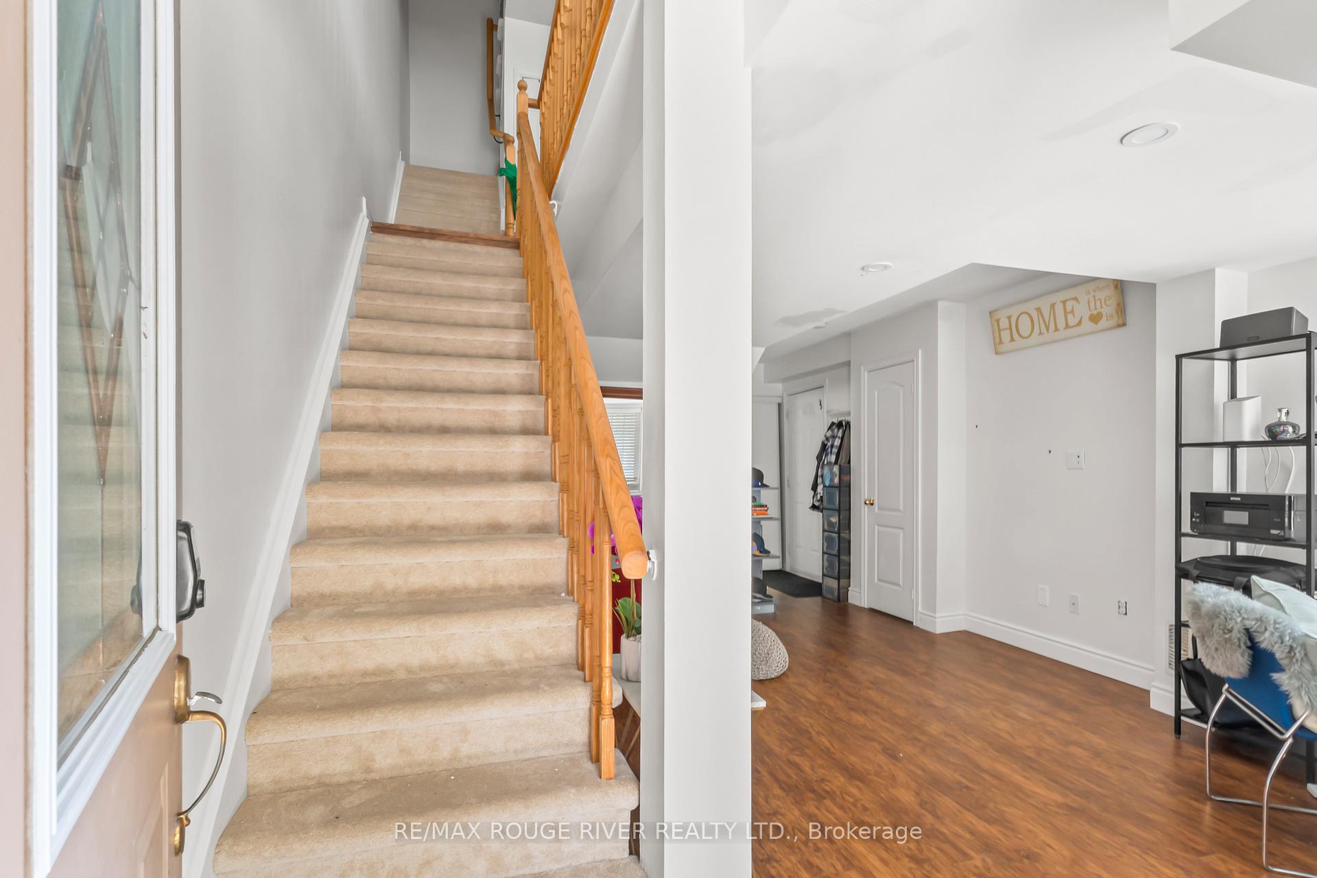 Photo 7 of 15 Pottle Lane, Ajax, South East — HOMEH