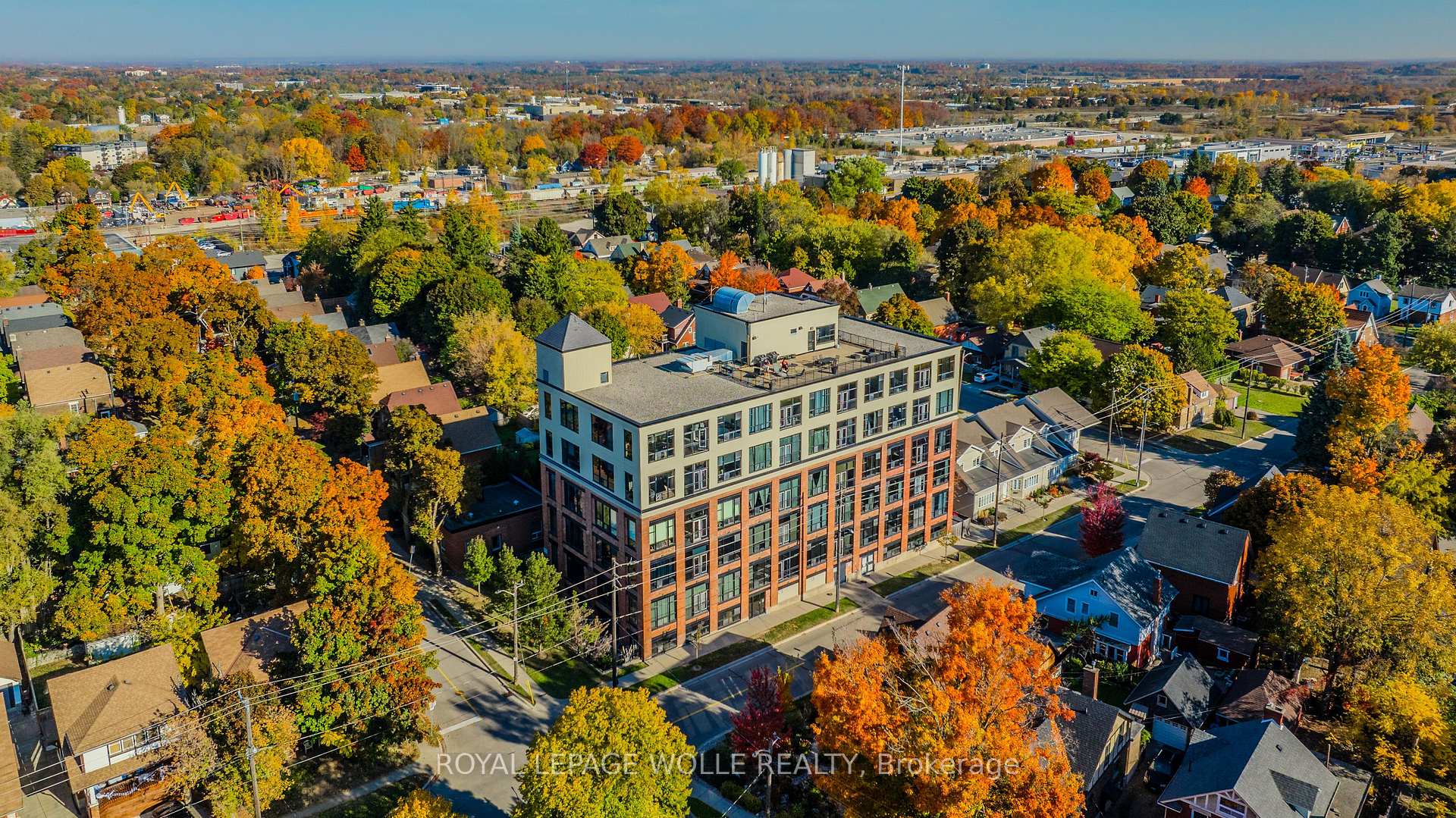 Photo 3 of Unit 505, 120 Mansion Street, Kitchener — HOMEH