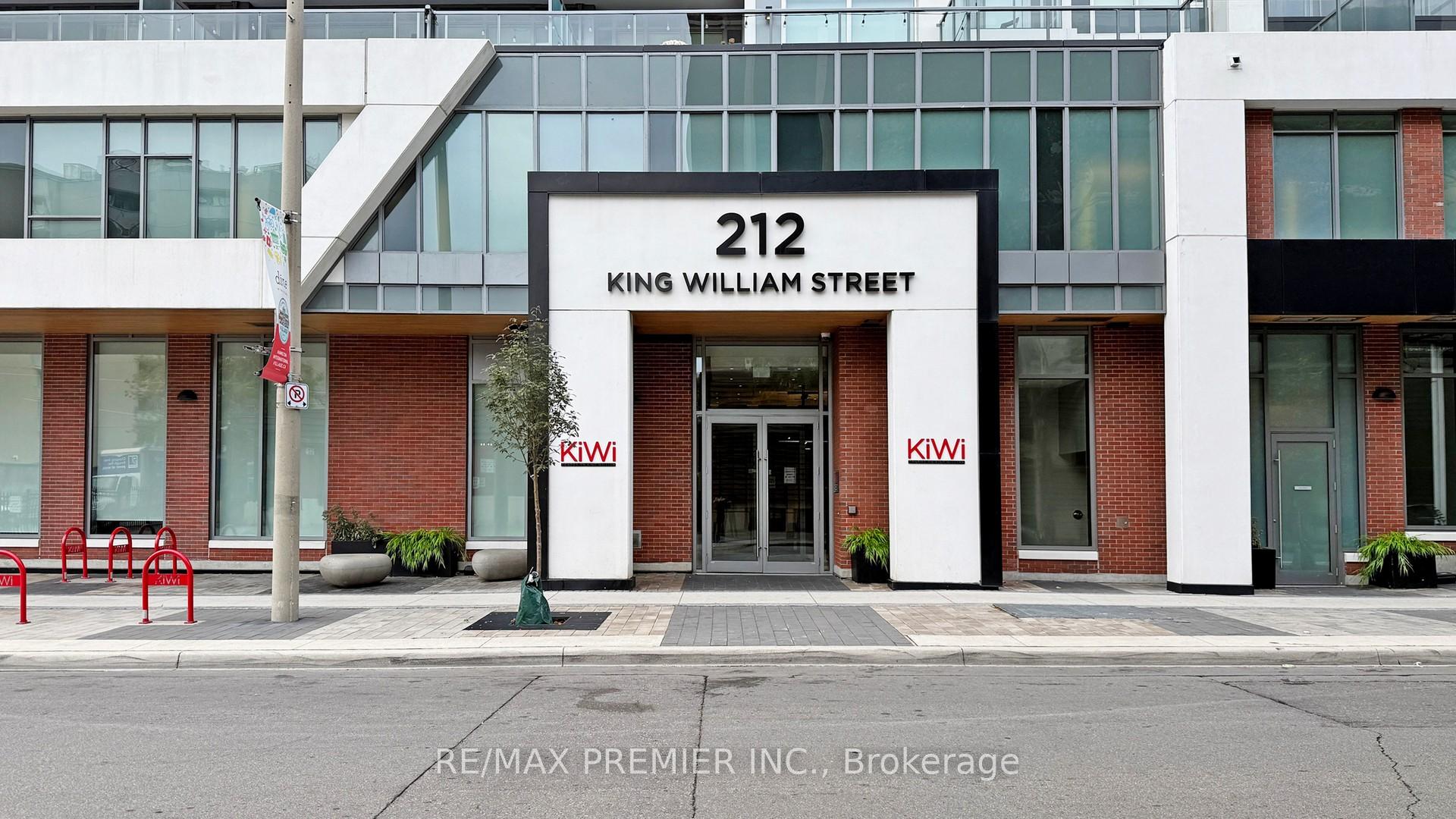 Front of Unit 922, 212 King William Street