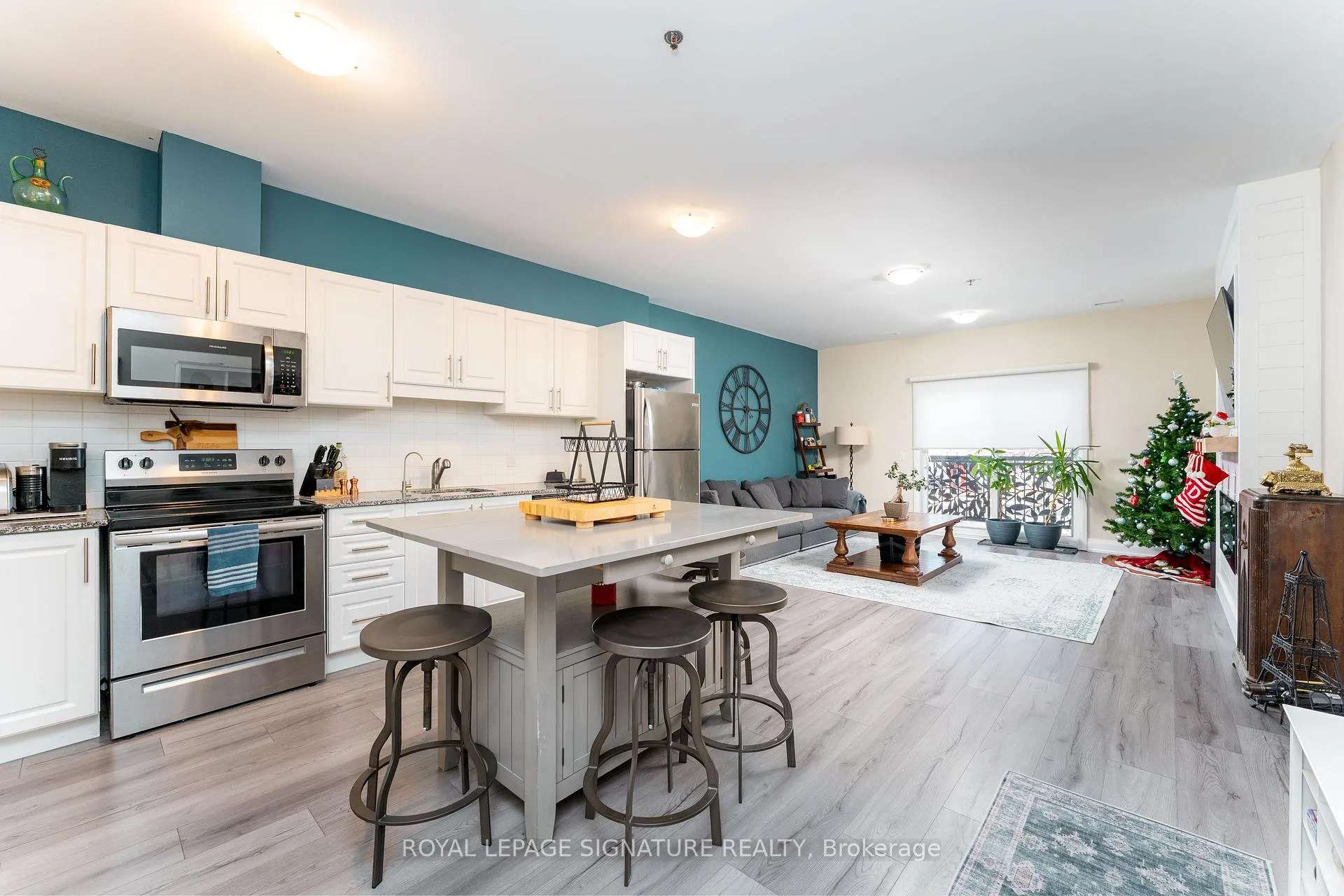 Photo 7 of Unit 108, 43 Dale Drive, New Tecumseth, Beeton — HOMEH
