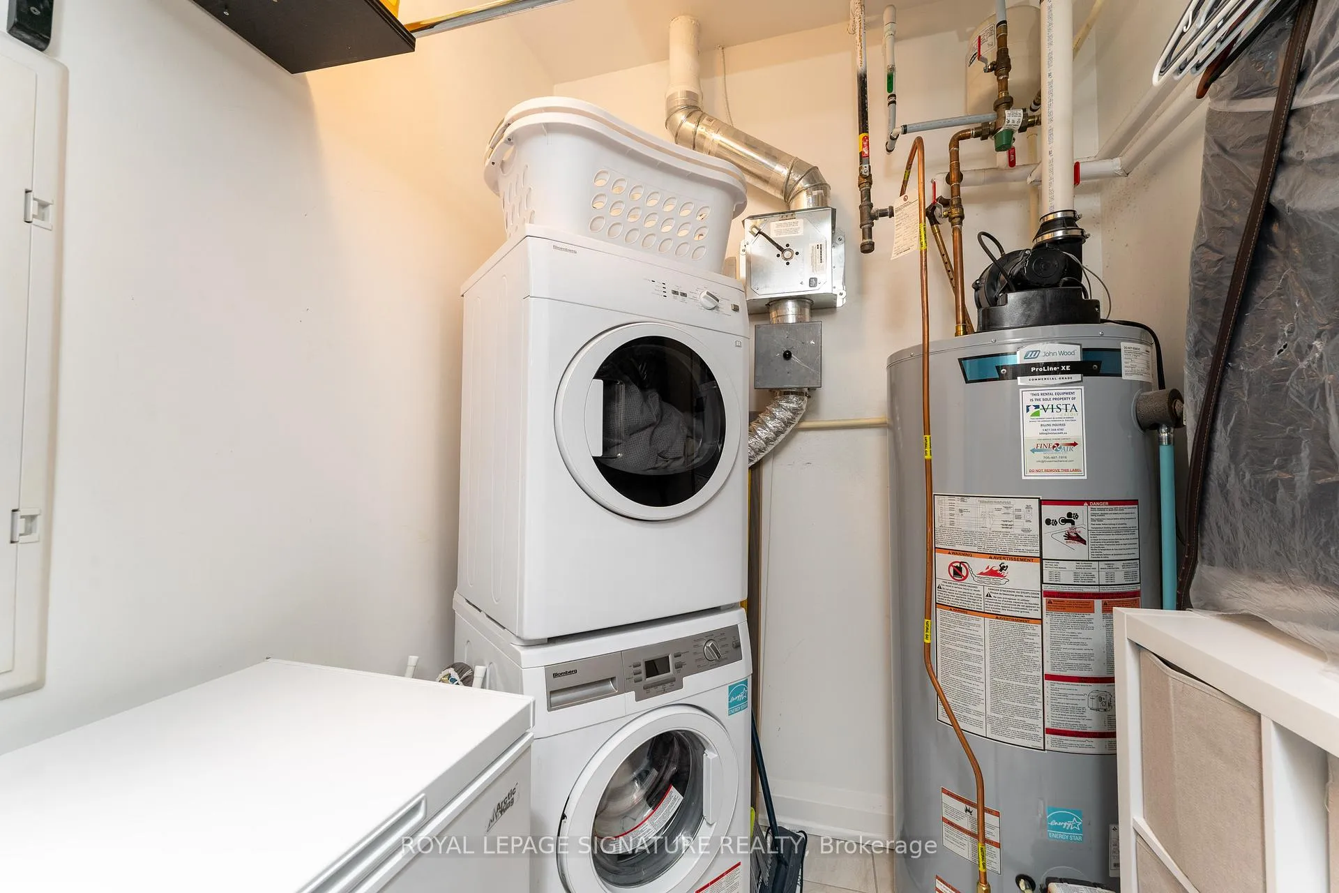 Photo 15 of Unit 108, 43 Dale Drive, New Tecumseth, Beeton — HOMEH
