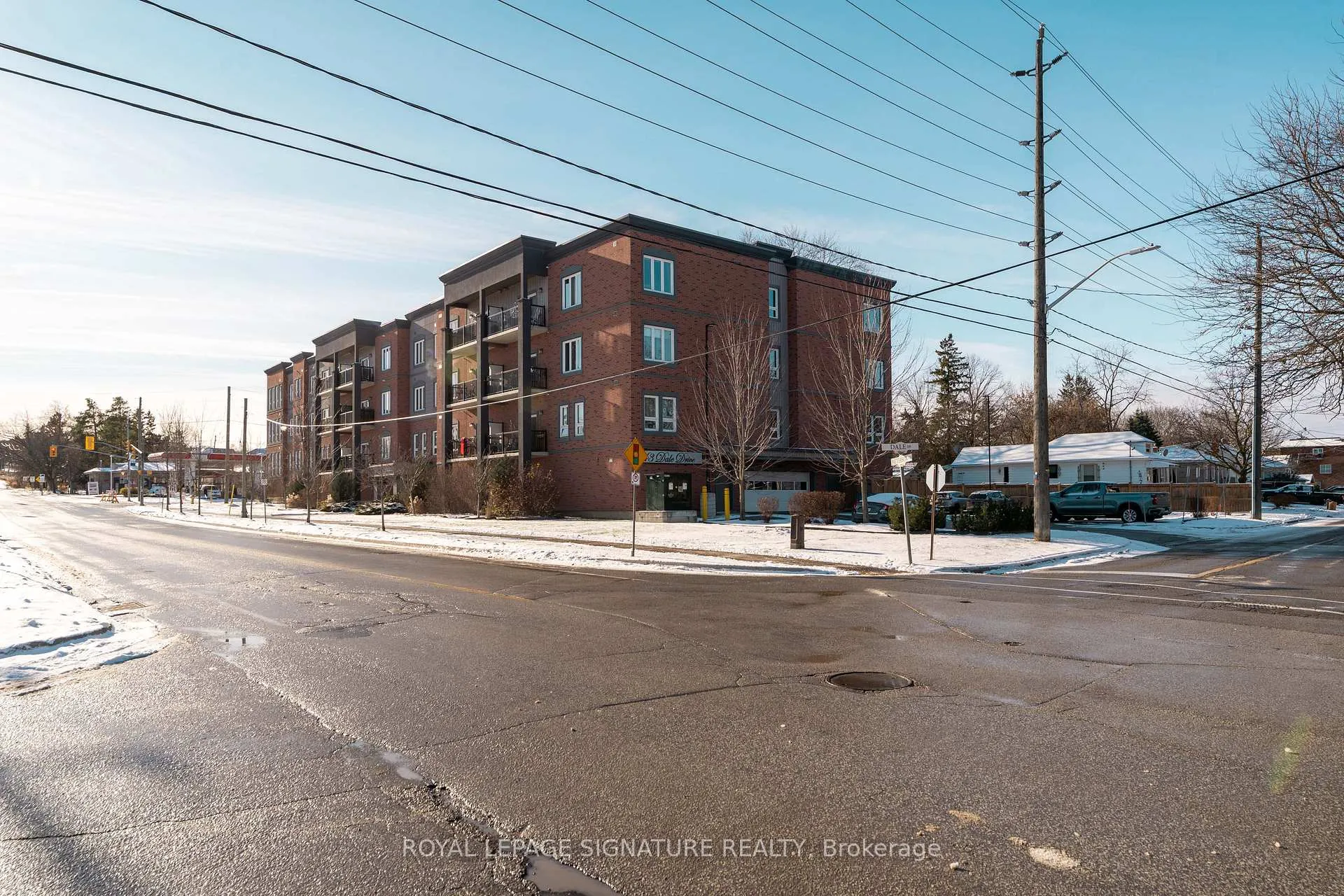 Photo 33 of Unit 108, 43 Dale Drive, New Tecumseth, Beeton — HOMEH