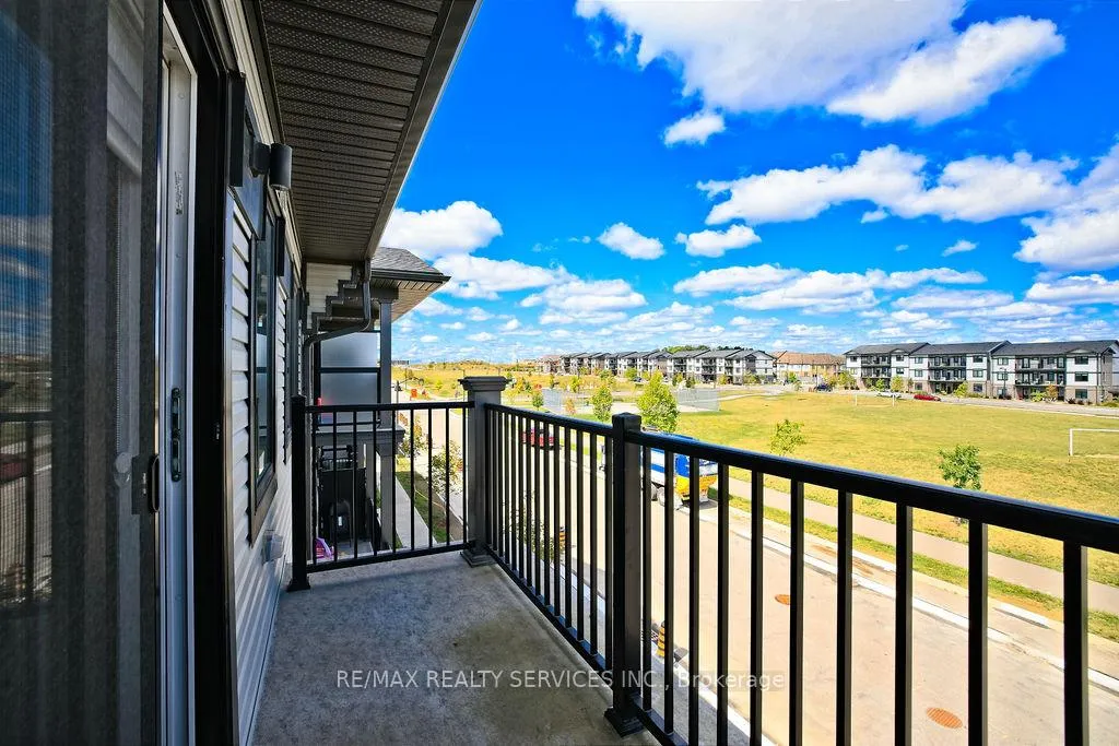 Photo 12 of 174 Wheat Lane, Kitchener — HOMEH
