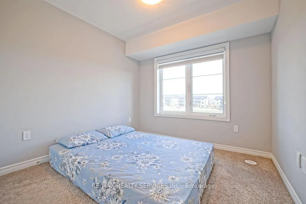 Photo 21 of 174 Wheat Lane, Kitchener — HOMEH