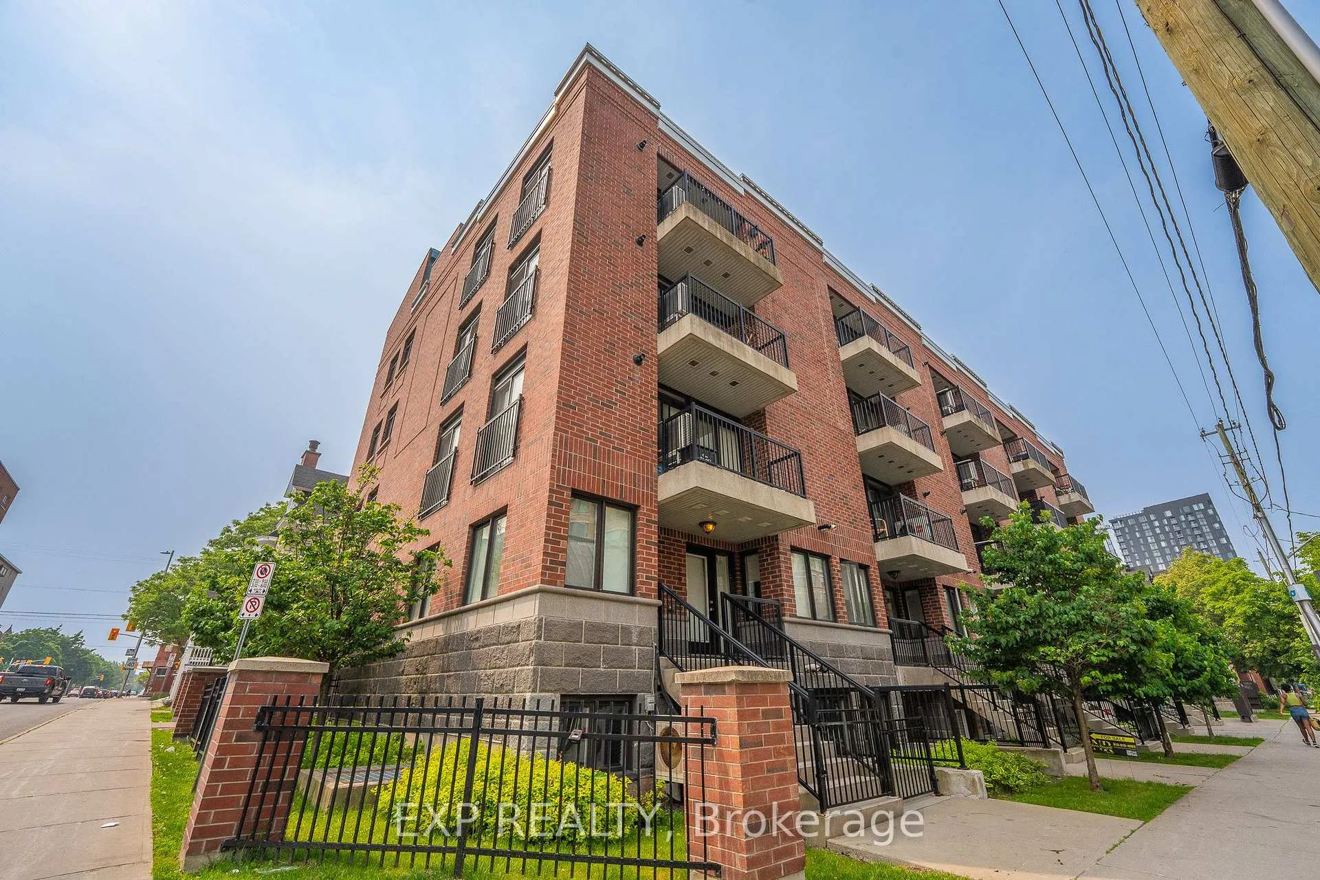 Photo 4 of Unit 403, 456 King Edward Avenue, Ottawa, Sandy Hill — HOMEH