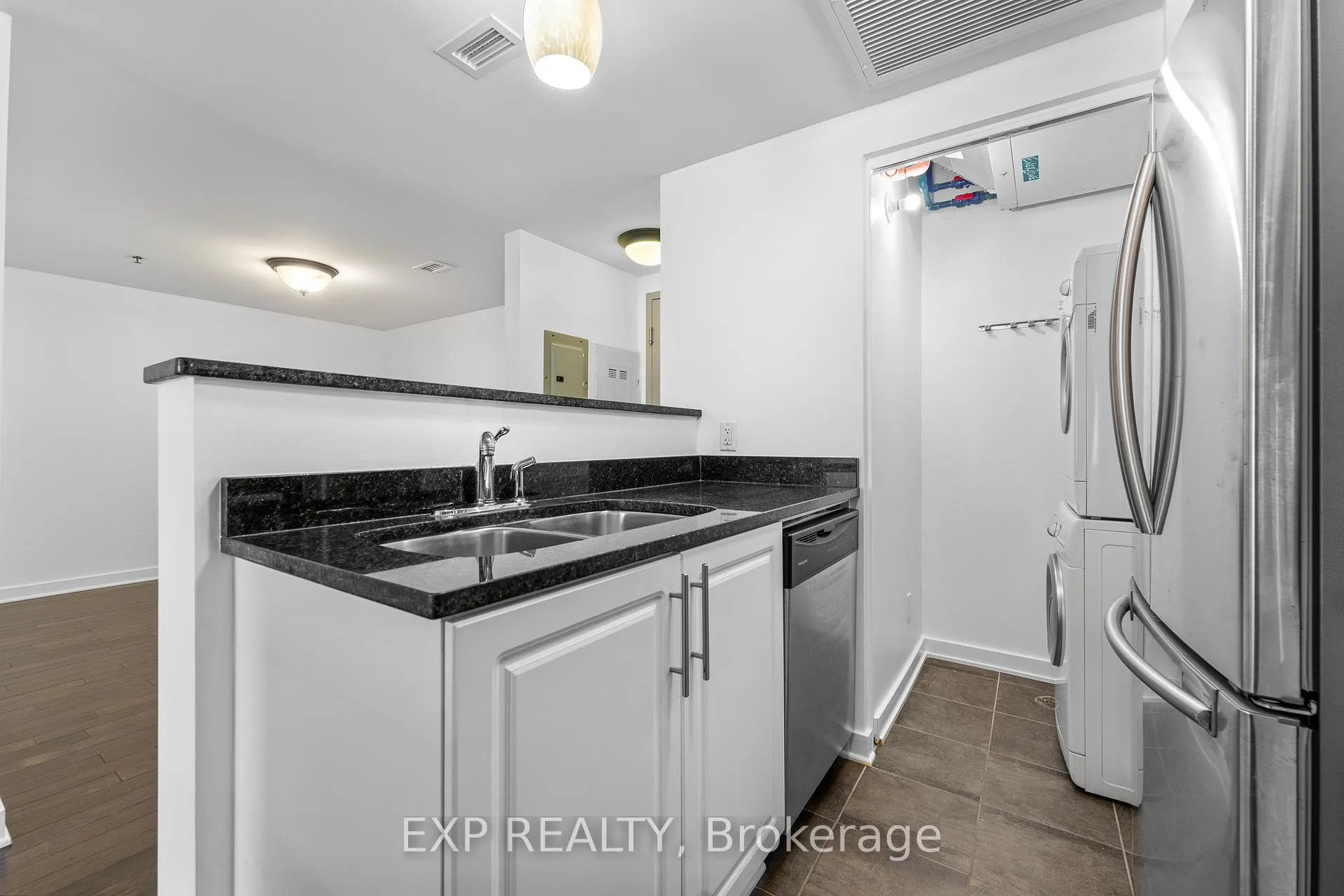Photo 14 of Unit 403, 456 King Edward Avenue, Ottawa, Sandy Hill — HOMEH
