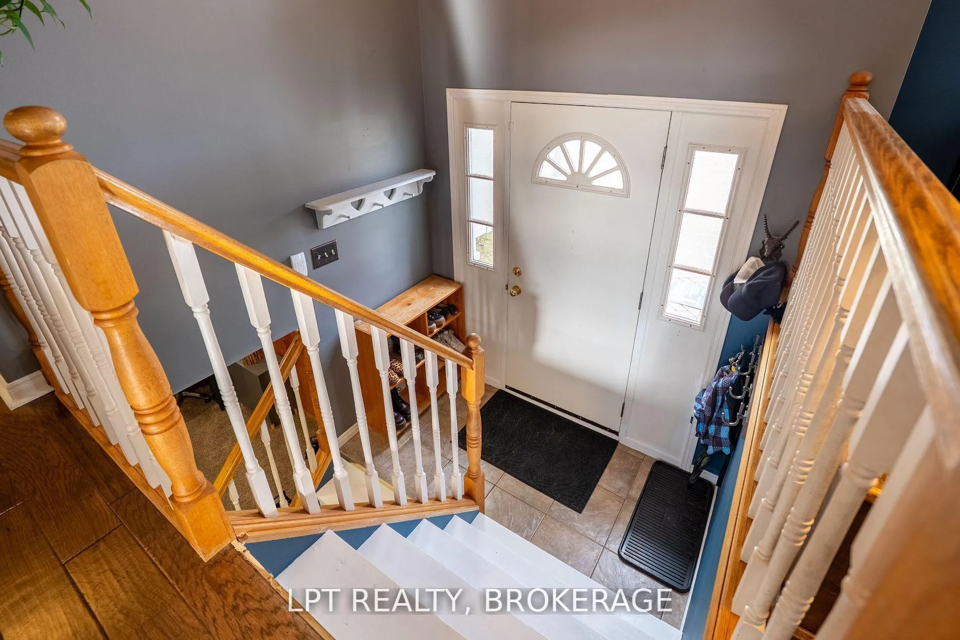 Photo 23 of 697 Macdonald Drive, Gananoque — HOMEH