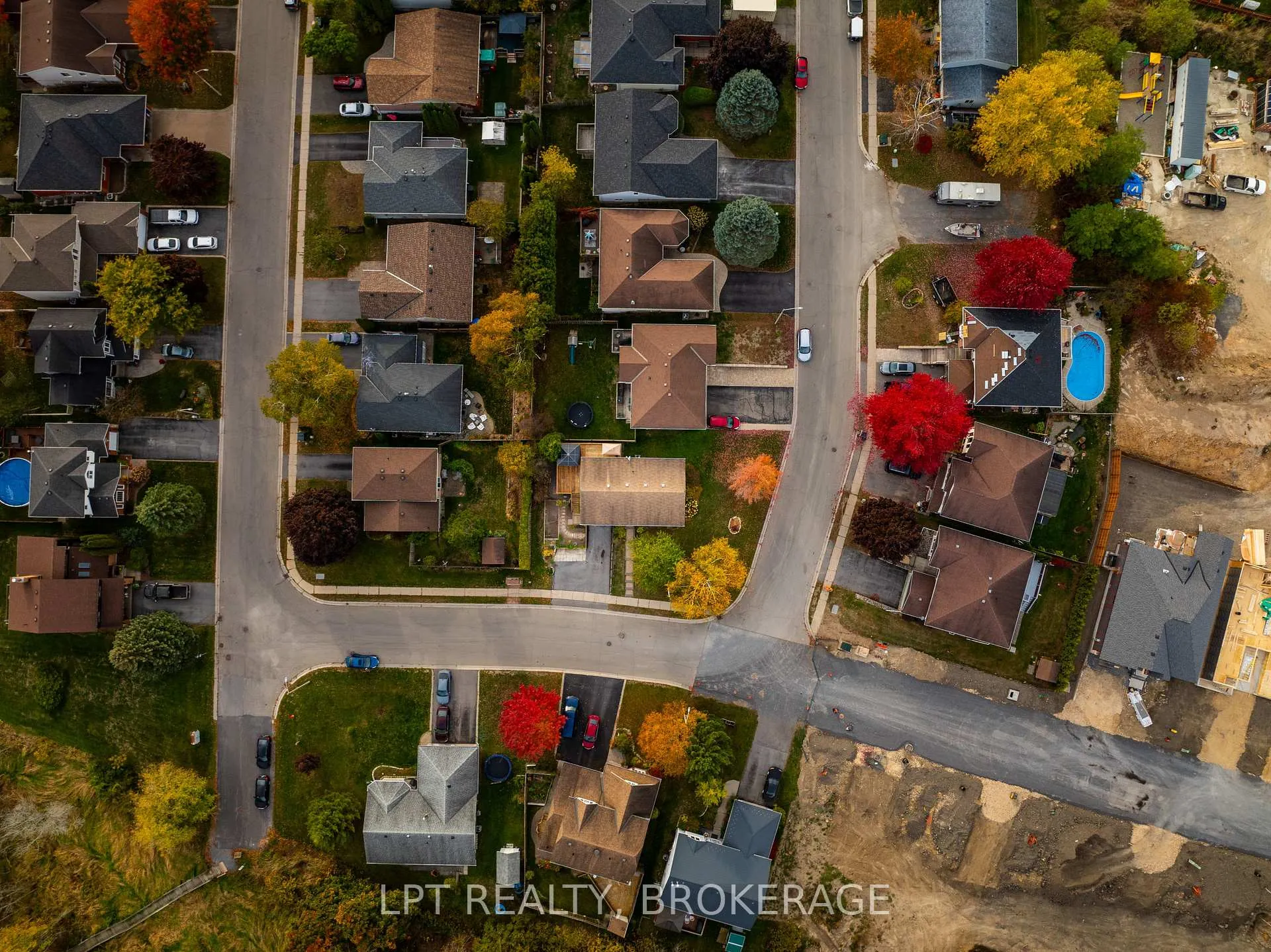 Photo 45 of 697 Macdonald Drive, Gananoque — HOMEH