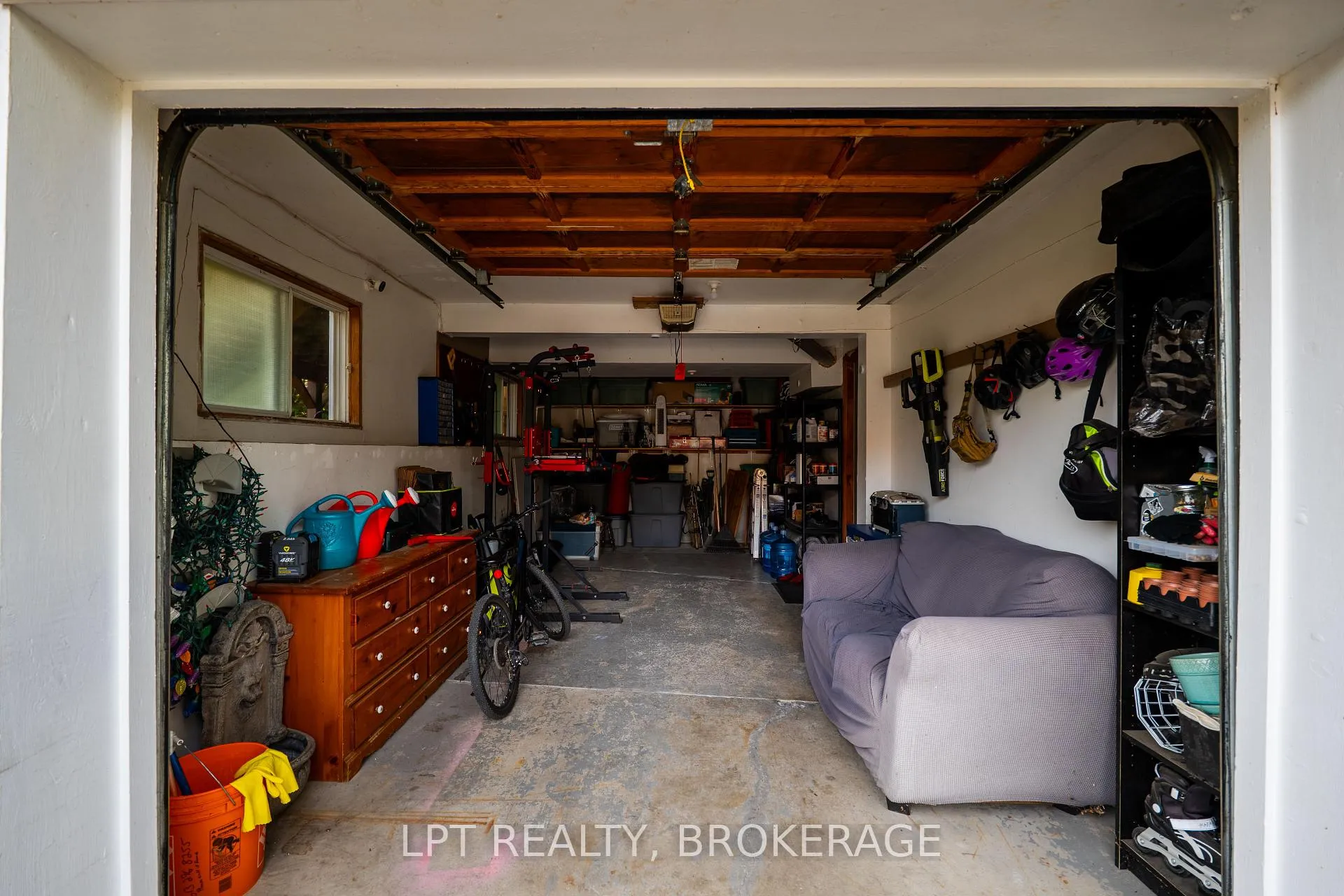 Photo 47 of 697 Macdonald Drive, Gananoque — HOMEH