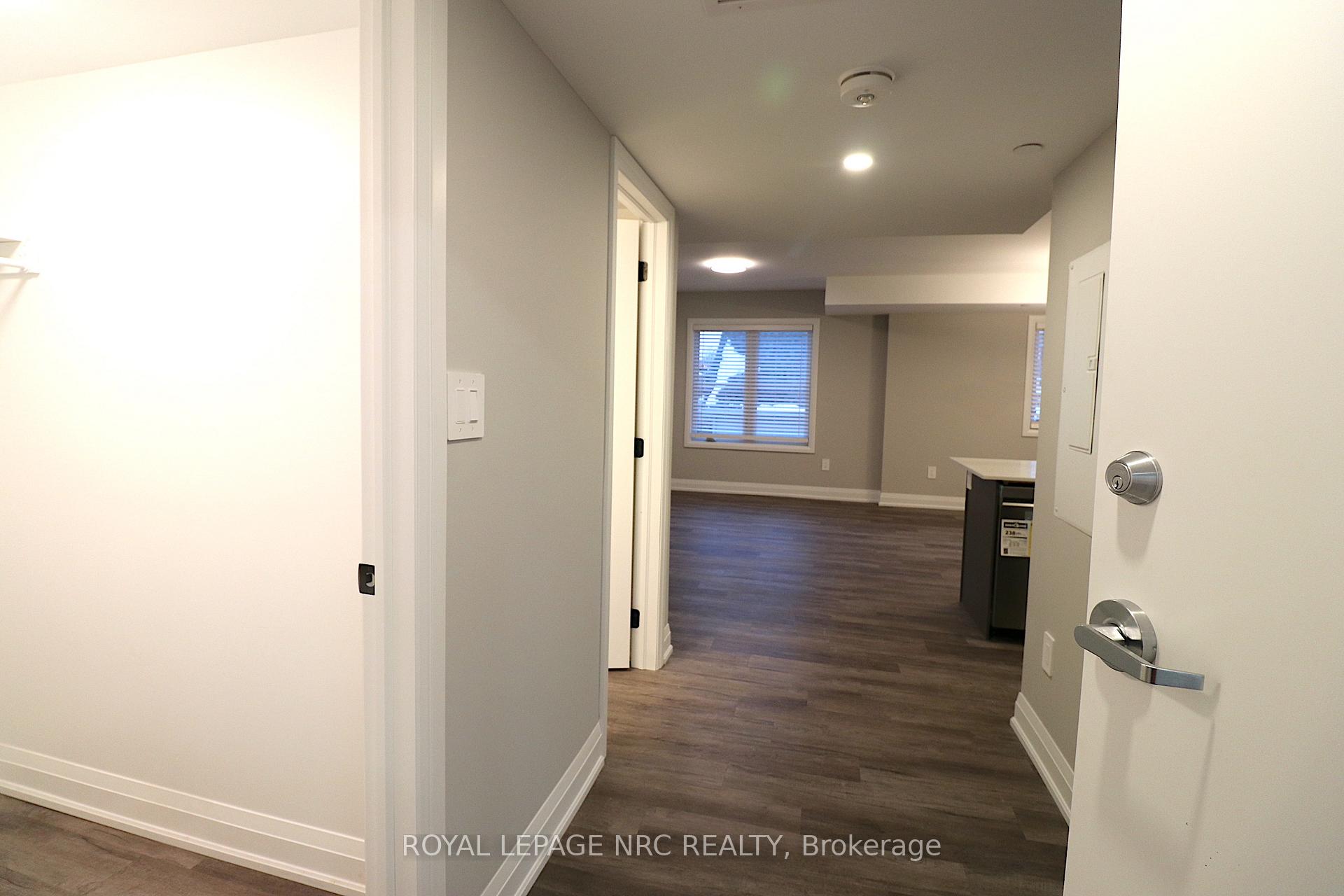 Photo 17 of Unit 6, 6 Ann Street, Thorold, Thorold Downtown — HOMEH