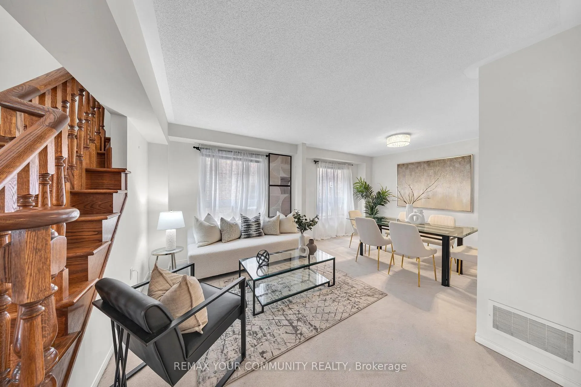 Photo 6 of 12 Warburton Drive, Ajax, Northeast Ajax — HOMEH