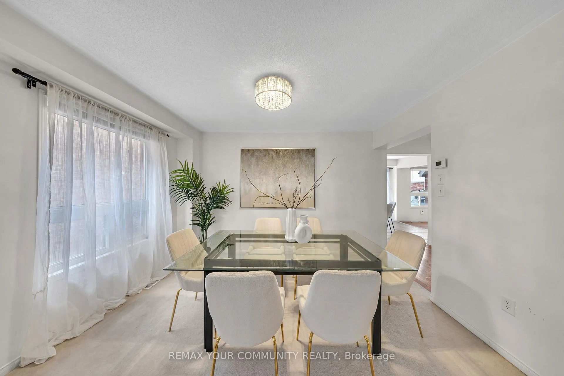 Photo 7 of 12 Warburton Drive, Ajax, Northeast Ajax — HOMEH