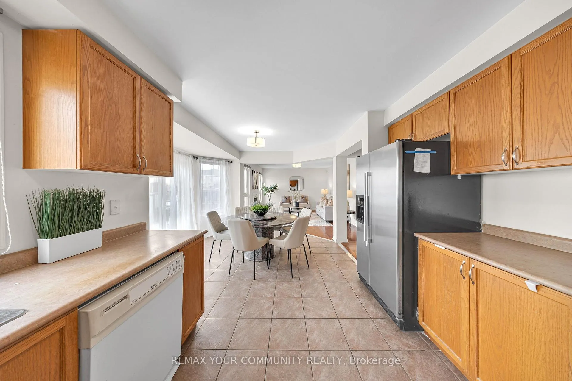 Photo 20 of 12 Warburton Drive, Ajax, Northeast Ajax — HOMEH