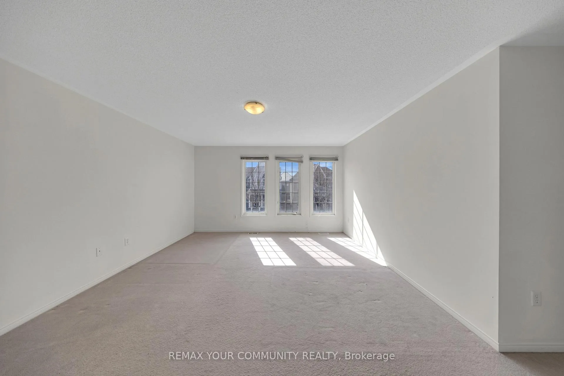 Photo 32 of 12 Warburton Drive, Ajax, Northeast Ajax — HOMEH