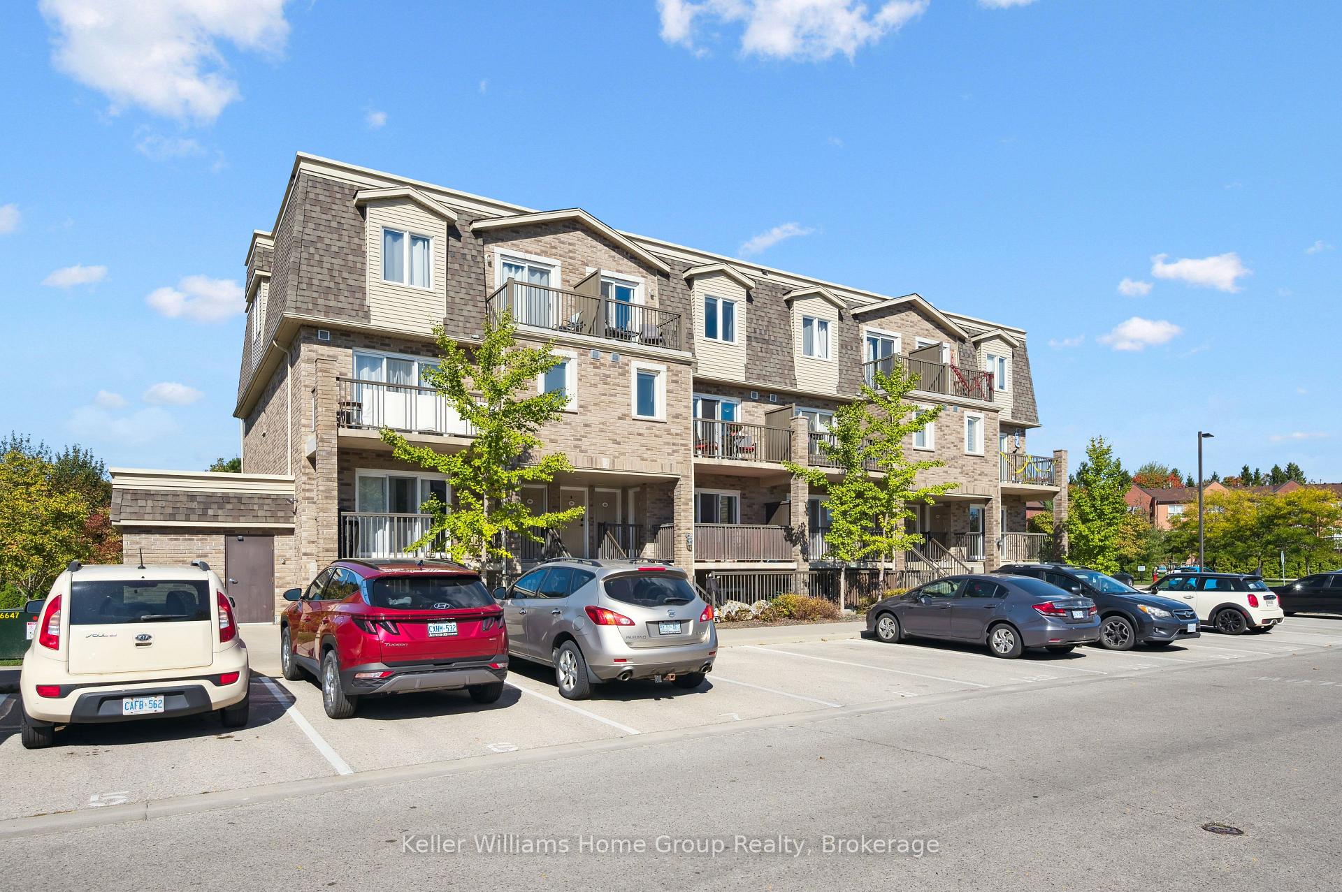 Photo 3 of Unit 22, 35 Mountford Drive, Guelph, Grange Road — HOMEH