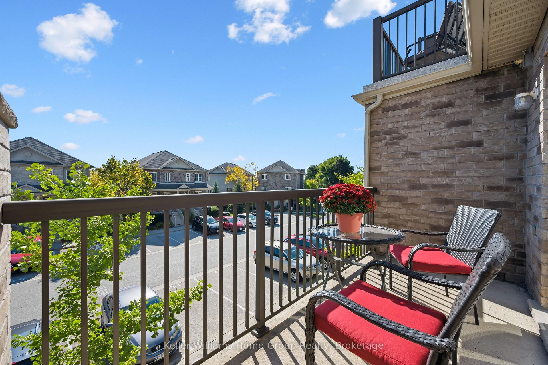 Photo 11 of Unit 22, 35 Mountford Drive, Guelph, Grange Road — HOMEH