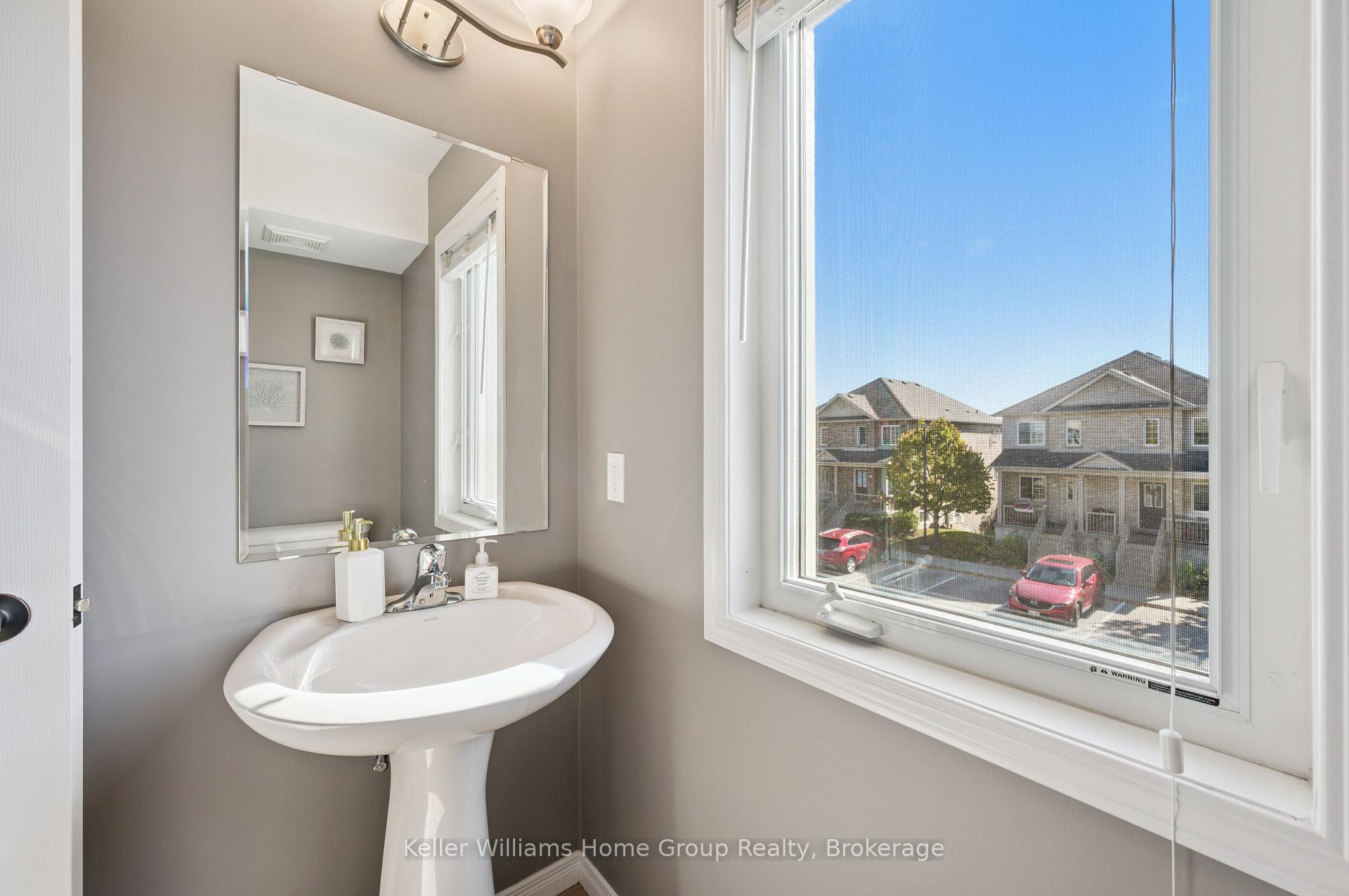 Photo 13 of Unit 22, 35 Mountford Drive, Guelph, Grange Road — HOMEH