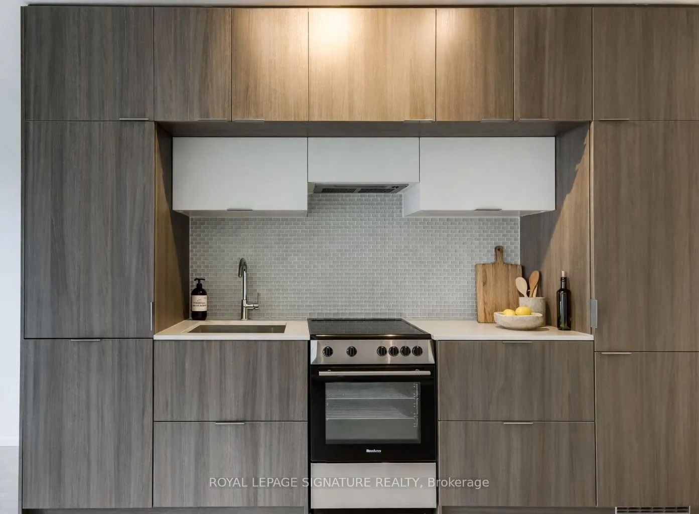 Photo 5 of Unit 2502, 159 Dundas Street E, Toronto, Church-Yonge Corridor — HOMEH