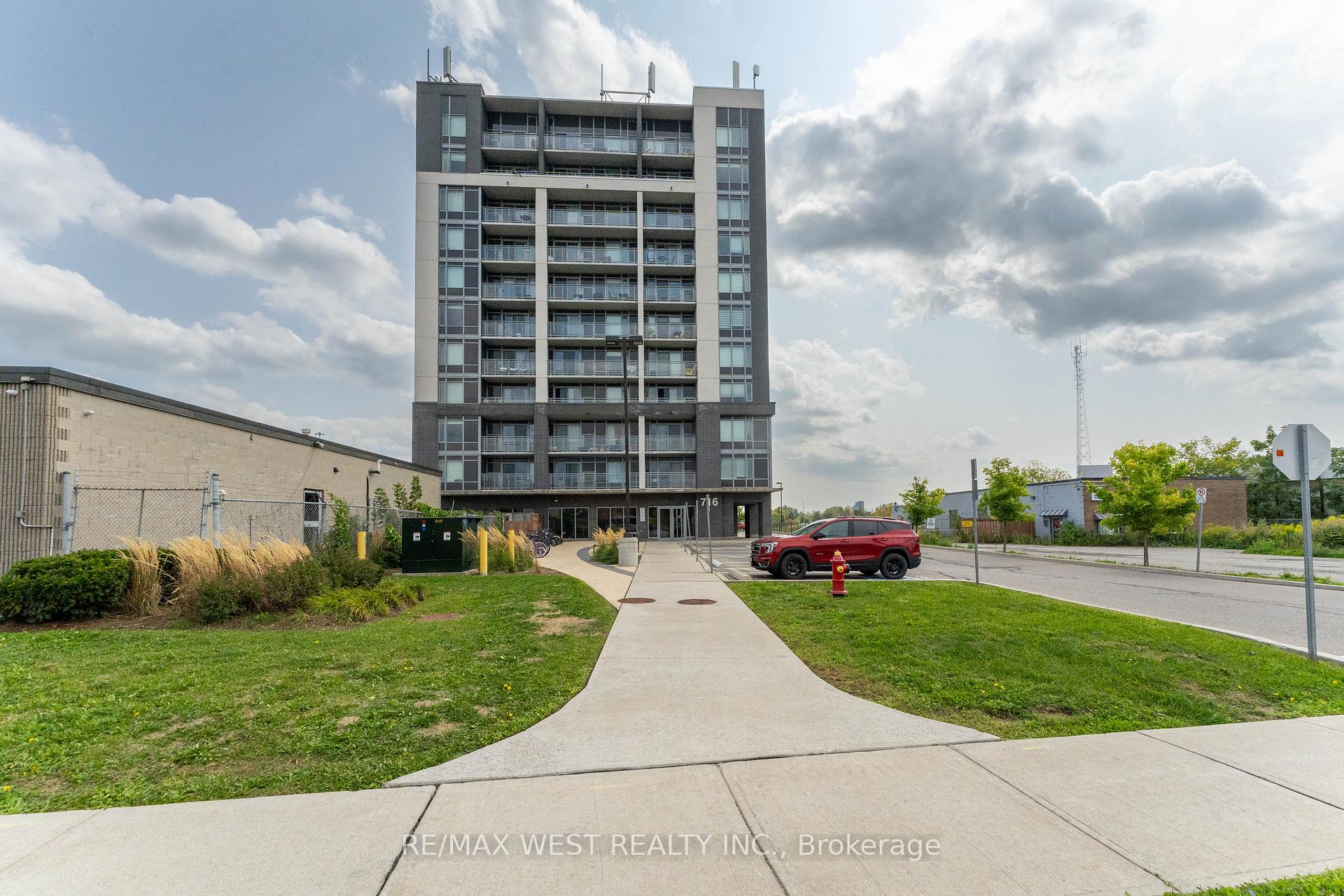 Photo 2 of Unit 910, 716 Main Street, Milton, Timberlea — HOMEH