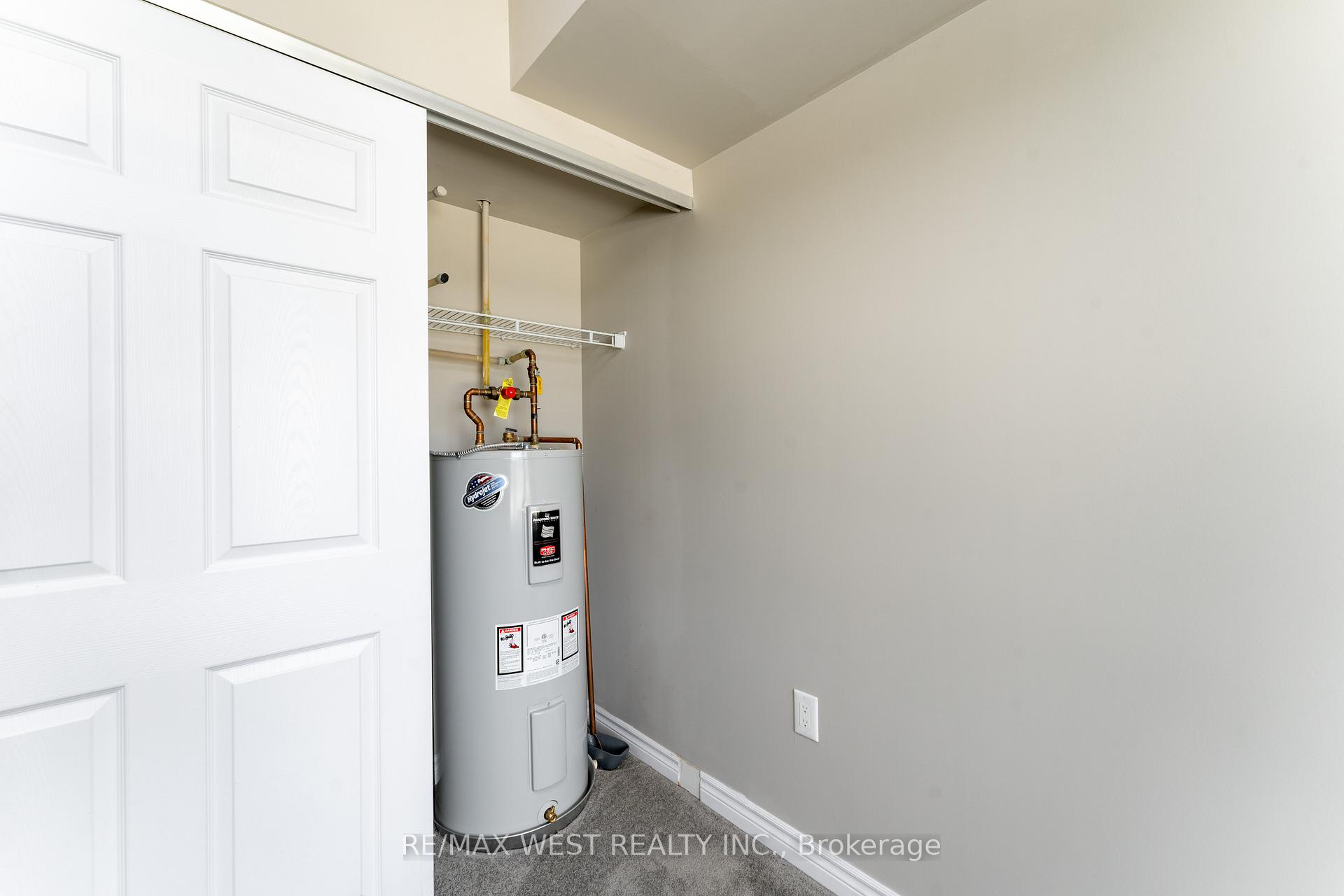 Photo 15 of Unit 910, 716 Main Street, Milton, Timberlea — HOMEH