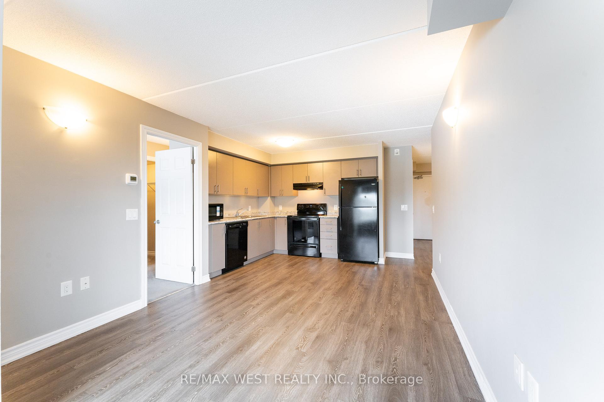 Photo 18 of Unit 910, 716 Main Street, Milton, Timberlea — HOMEH