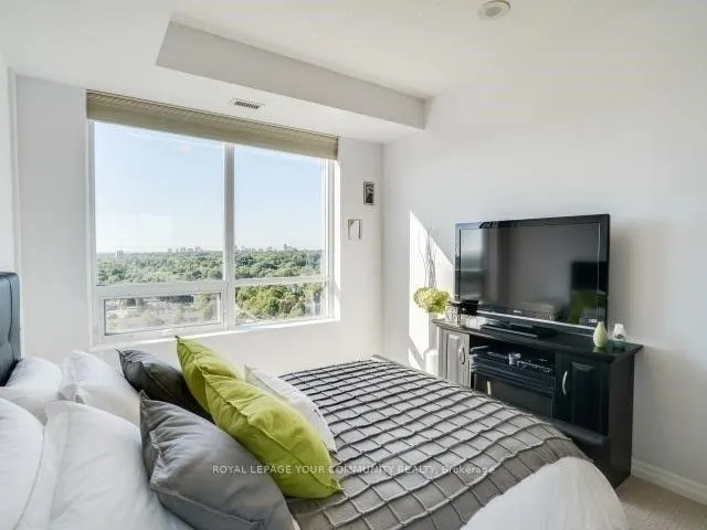 Photo 8 of Unit 901, 1403 Royal York Road, Etobicoke, Humber Heights — HOMEH
