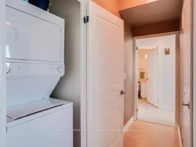 Photo 10 of Unit 901, 1403 Royal York Road, Etobicoke, Humber Heights — HOMEH
