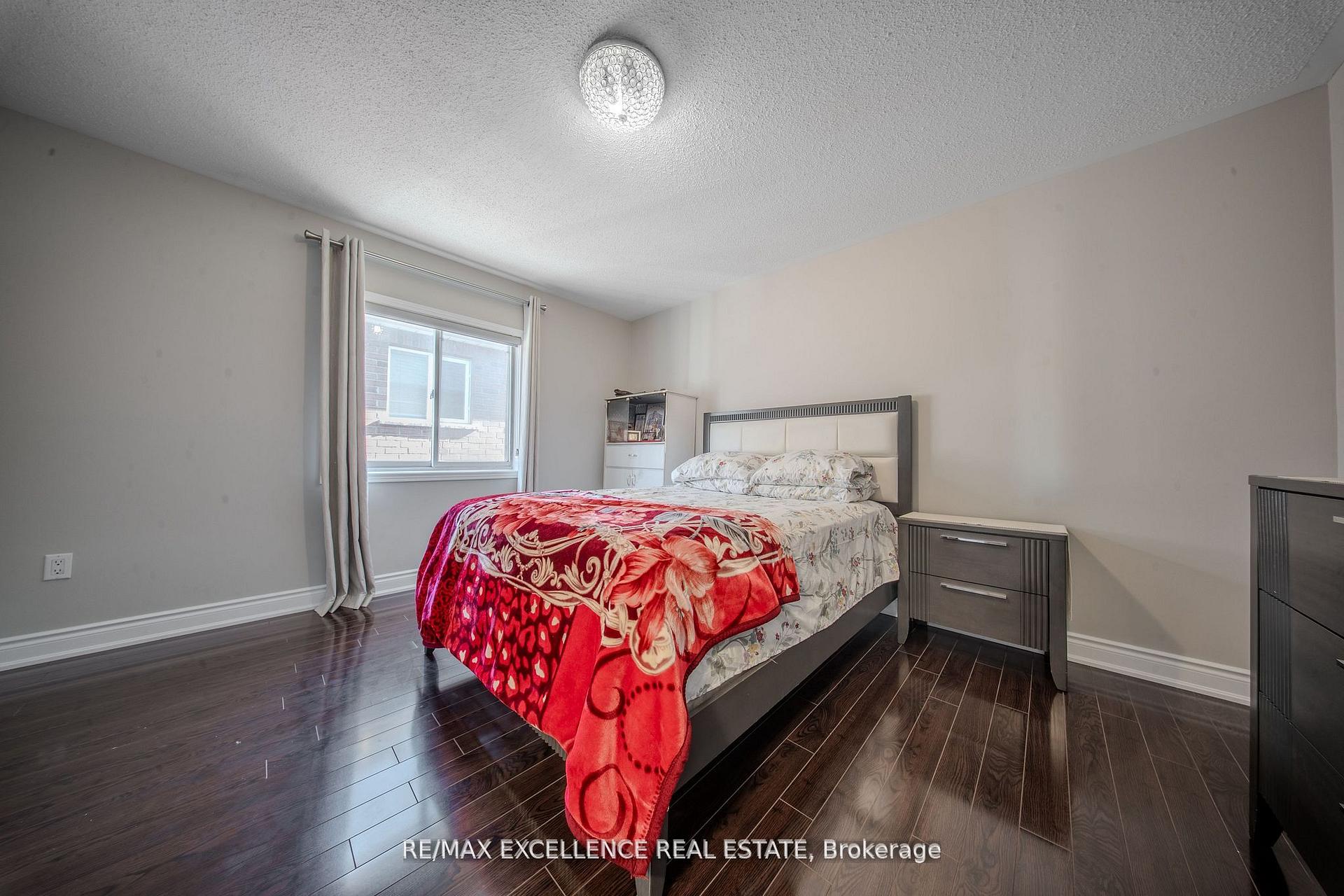 Photo 25 of 111 River Rock Crescent, Brampton, Fletcher's Meadow — HOMEH