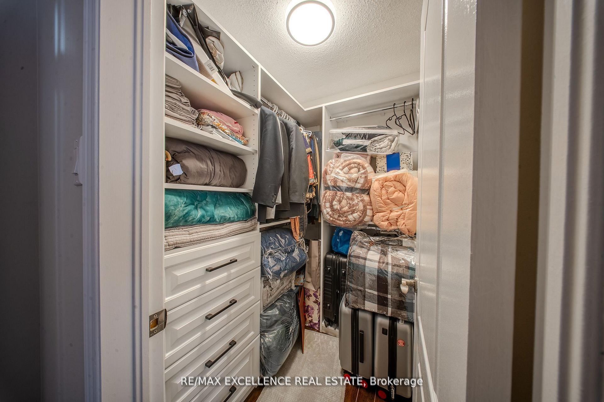 Photo 30 of 111 River Rock Crescent, Brampton, Fletcher's Meadow — HOMEH