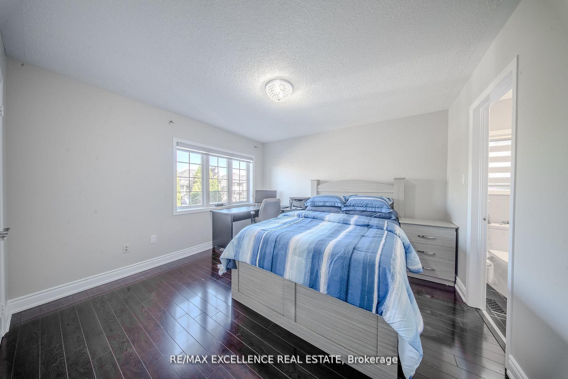 Photo 36 of 111 River Rock Crescent, Brampton, Fletcher's Meadow — HOMEH