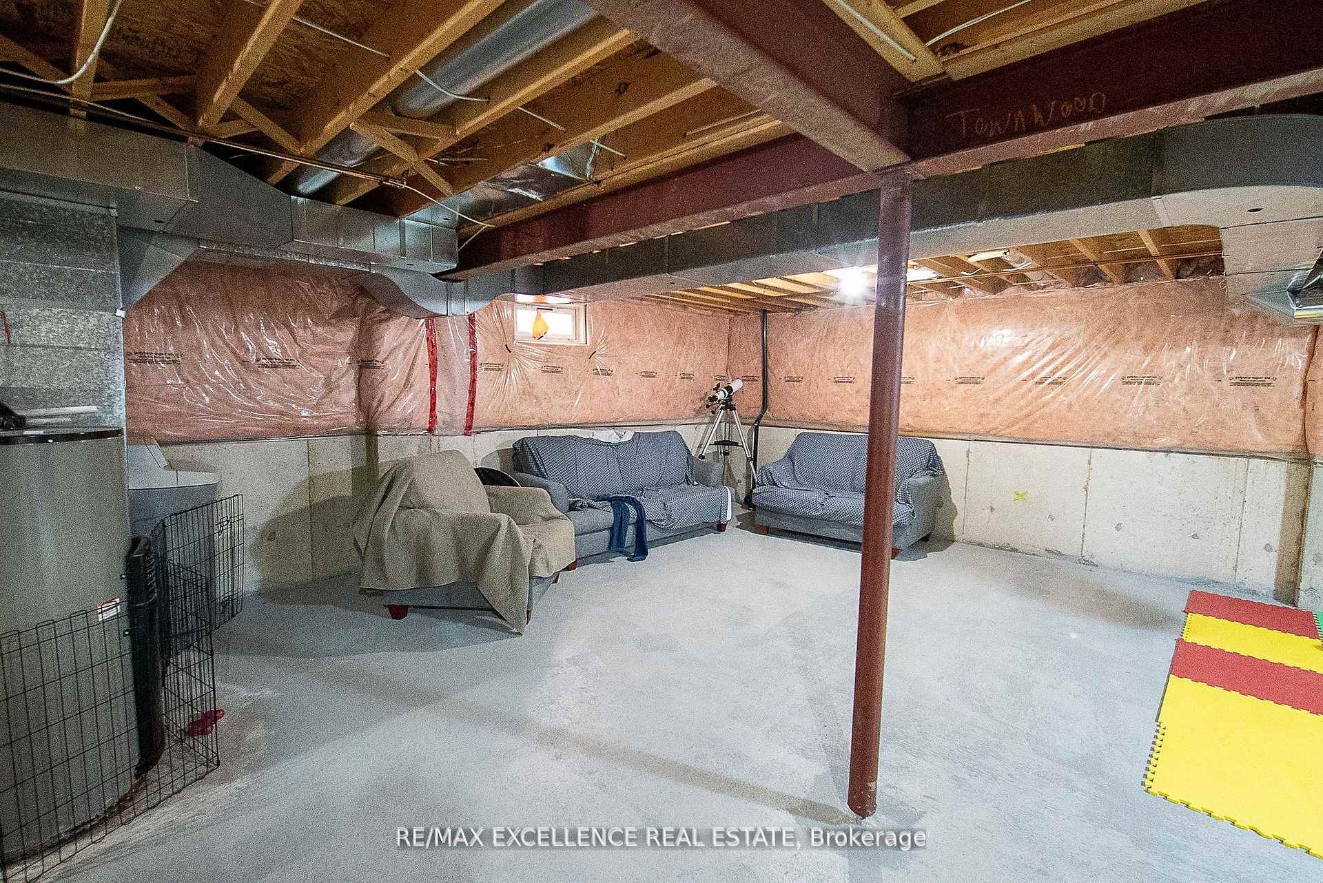 Photo 37 of 111 River Rock Crescent, Brampton, Fletcher's Meadow — HOMEH
