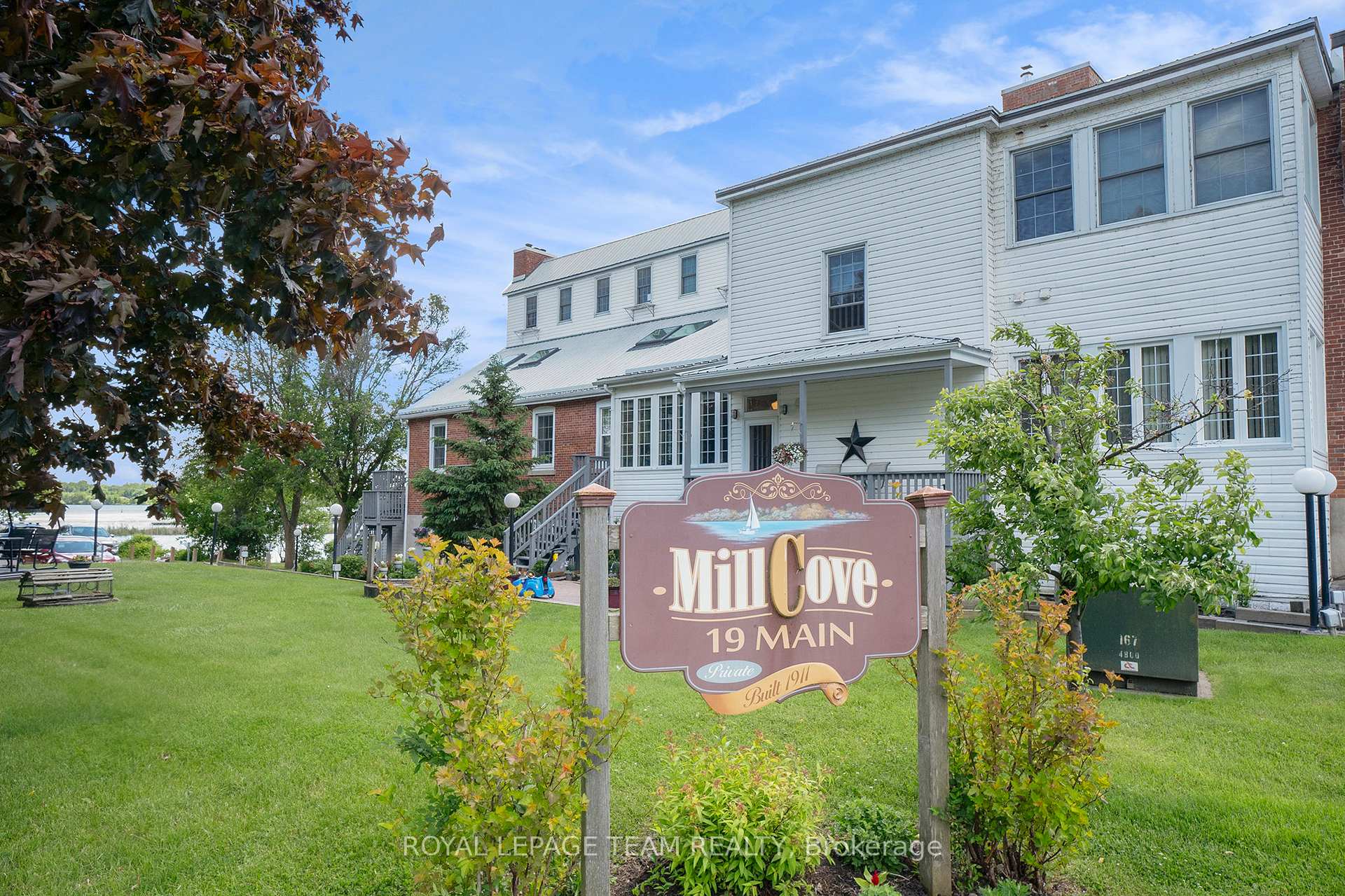 Front of Unit 3, 19 Main Street