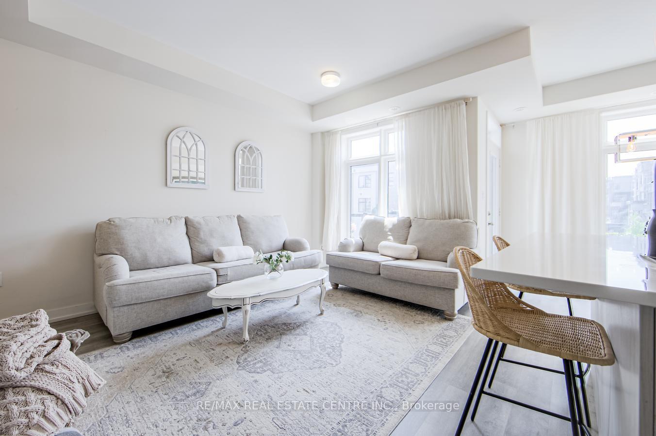 Photo 8 of Unit 220, 2550 Castlegate Crossing, Pickering, Duffin Heights — HOMEH