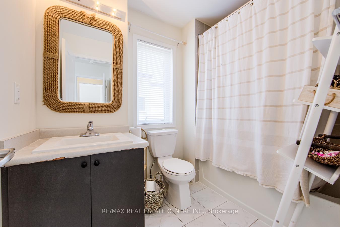 Photo 26 of Unit 220, 2550 Castlegate Crossing, Pickering, Duffin Heights — HOMEH