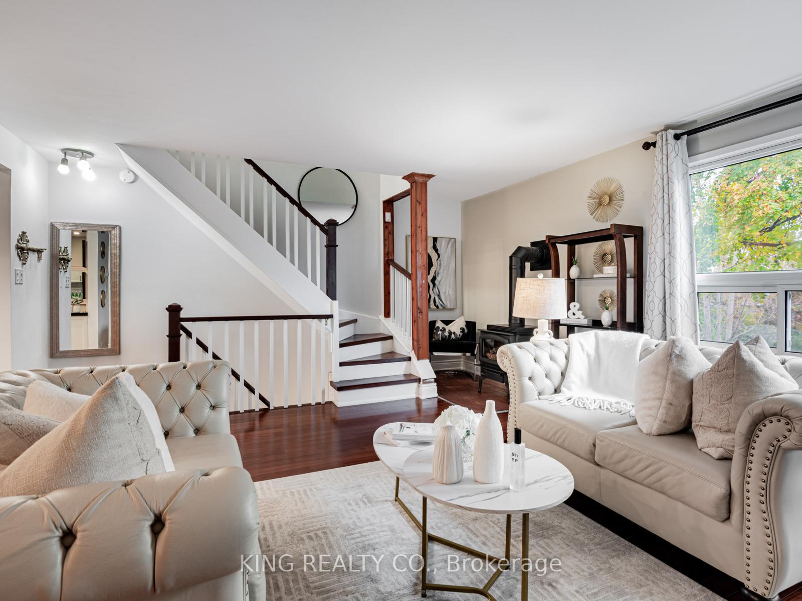 Photo 2 of Unit 2, 909 King Street W, Oshawa, Vanier — HOMEH