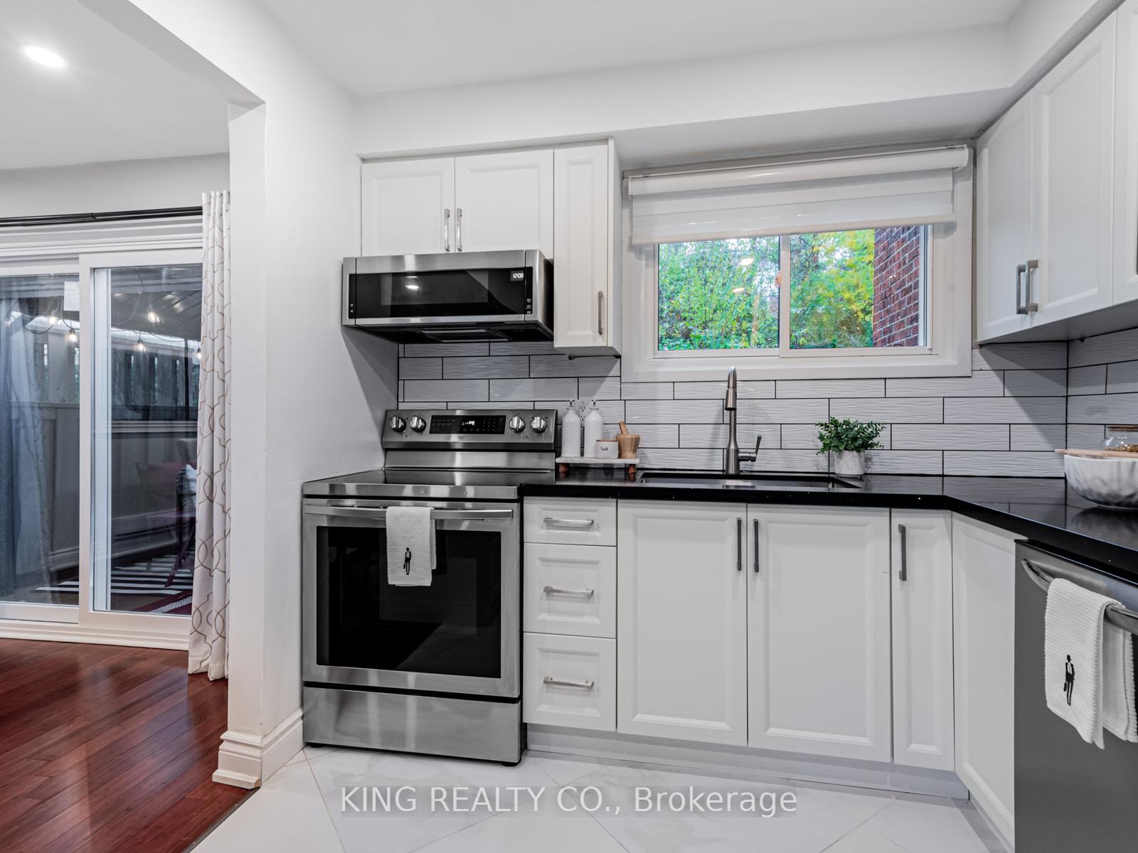 Photo 9 of Unit 2, 909 King Street W, Oshawa, Vanier — HOMEH