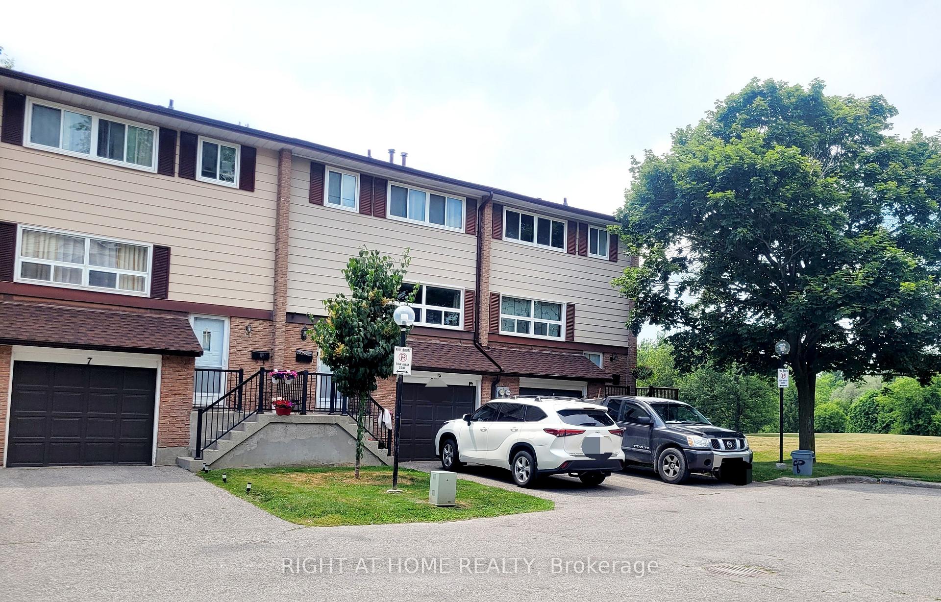 Photo 2 of Unit 7, 320 Blackthorn Street, Oshawa, Eastdale — HOMEH