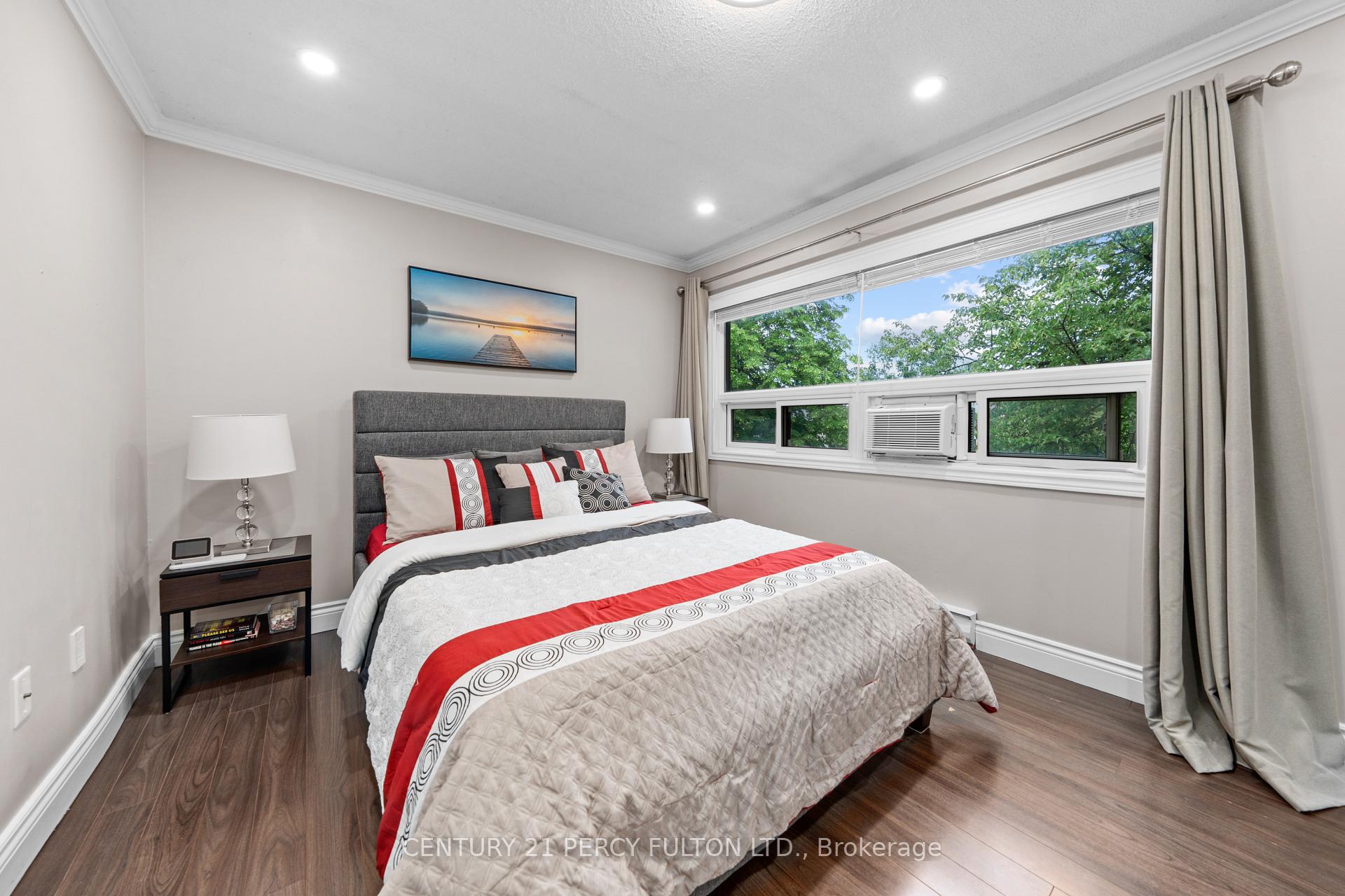 Photo 19 of 12 The Bridle Path, Clarington, Bowmanville — HOMEH
