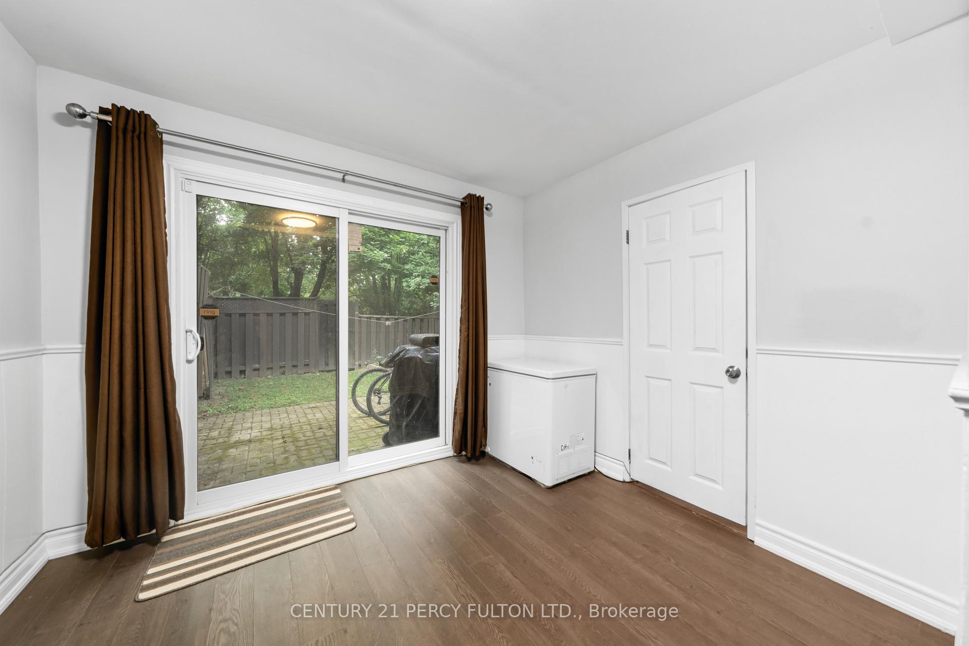 Photo 28 of 12 The Bridle Path, Clarington, Bowmanville — HOMEH