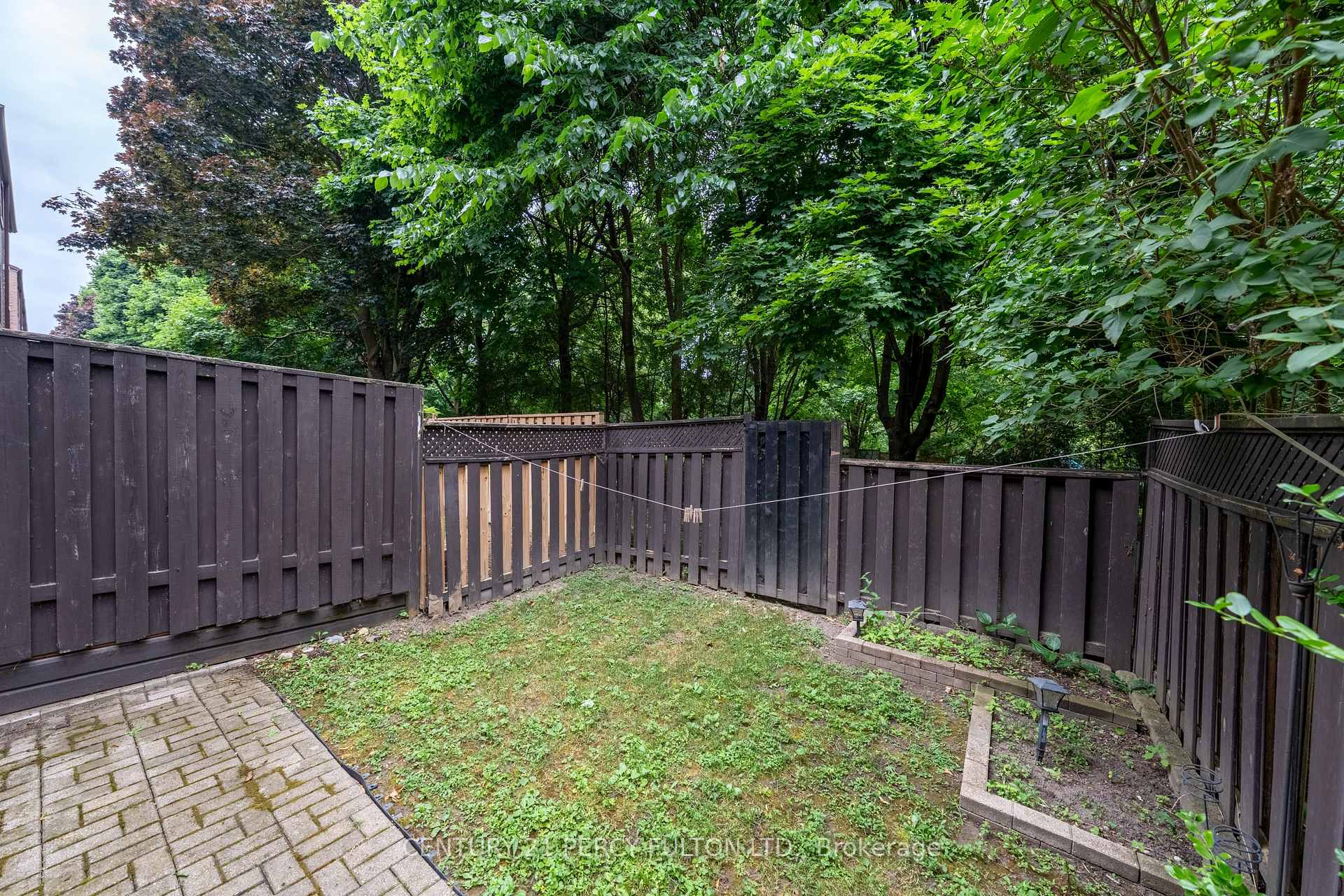 Photo 31 of 12 The Bridle Path, Clarington, Bowmanville — HOMEH