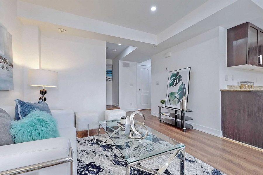 Photo 15 of Unit 107, 2 Dunsheath Way, Markham, Cornell — HOMEH