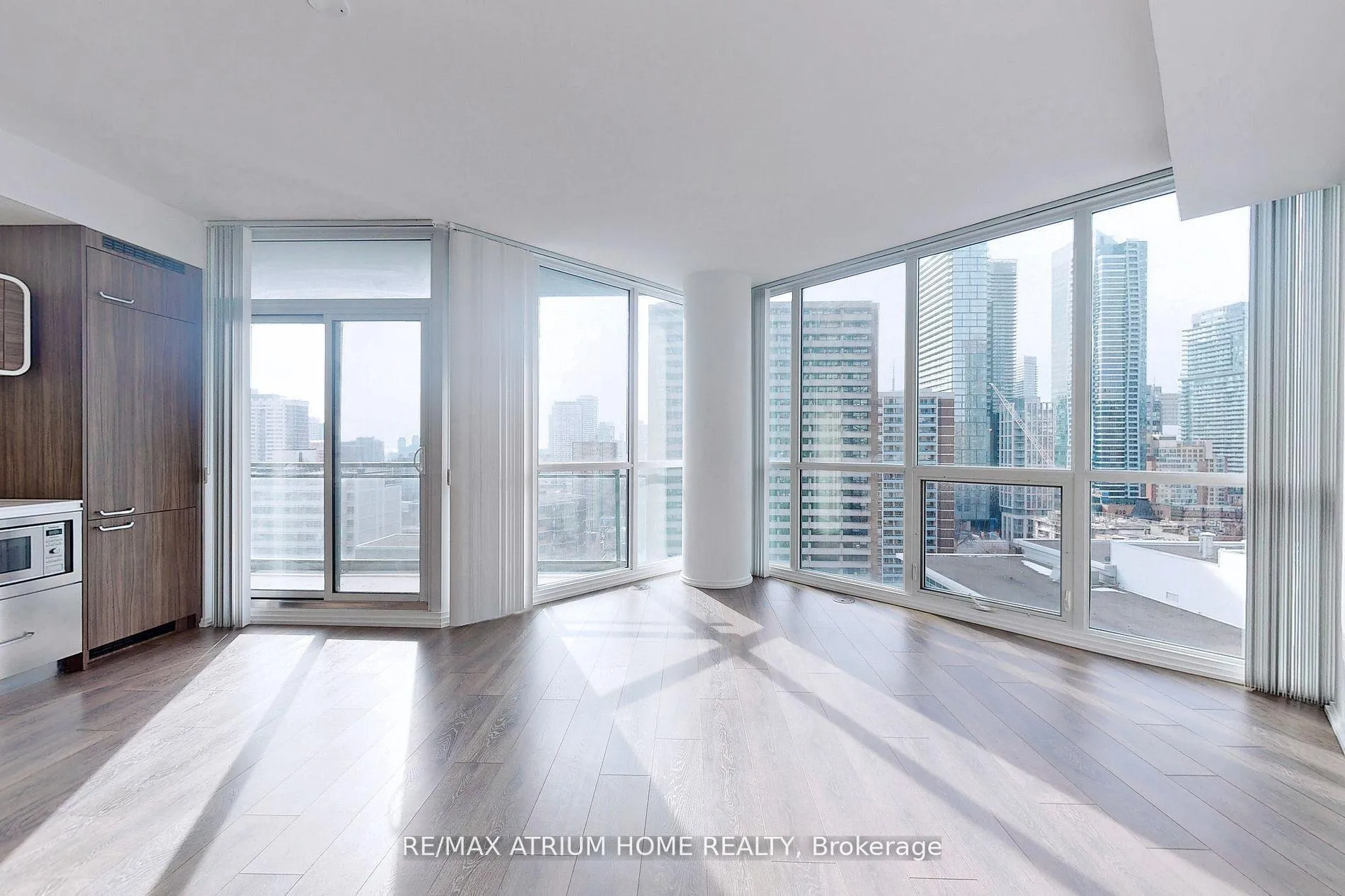 Photo 5 of Unit 1701, 45 Charles Street E, Toronto, Church-Yonge Corridor — HOMEH