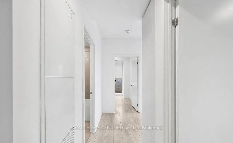 Photo 8 of Unit 1611, 225 Sumach Street, Toronto, Regent Park — HOMEH
