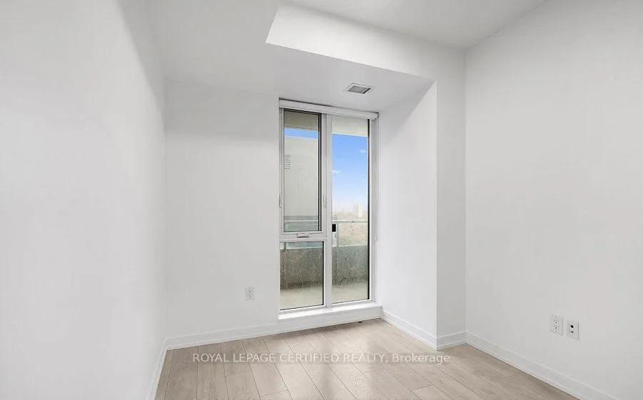 Photo 12 of Unit 1611, 225 Sumach Street, Toronto, Regent Park — HOMEH